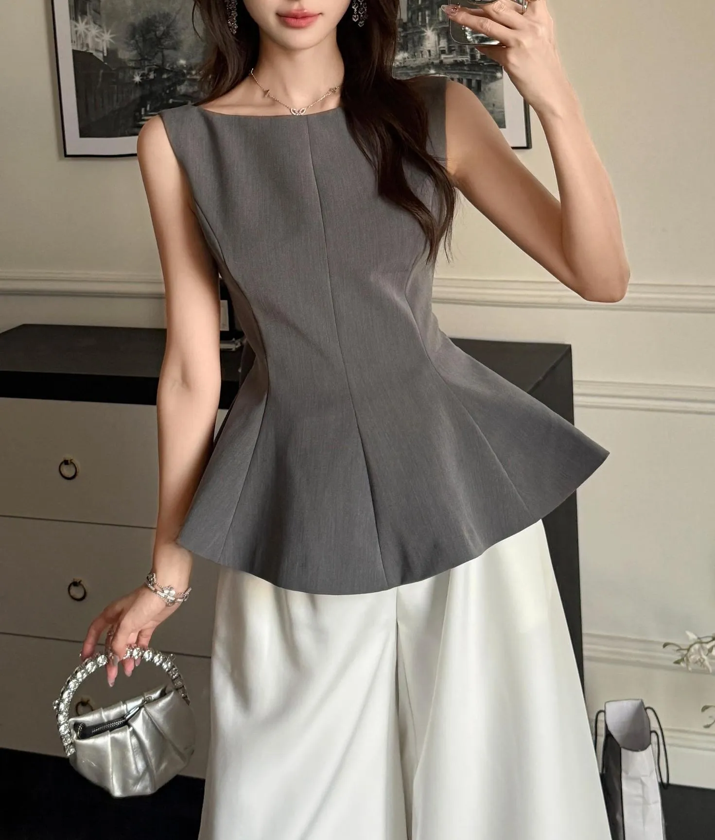 A-line Women's Dress with Sleeveless Design and Stylish Peplum Hem