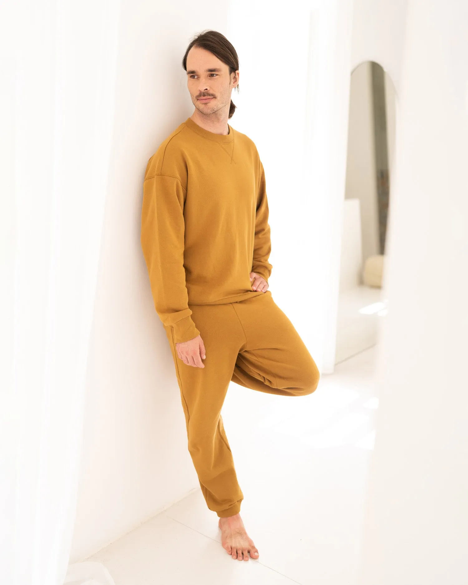 Alma Unisex Sweatshirt