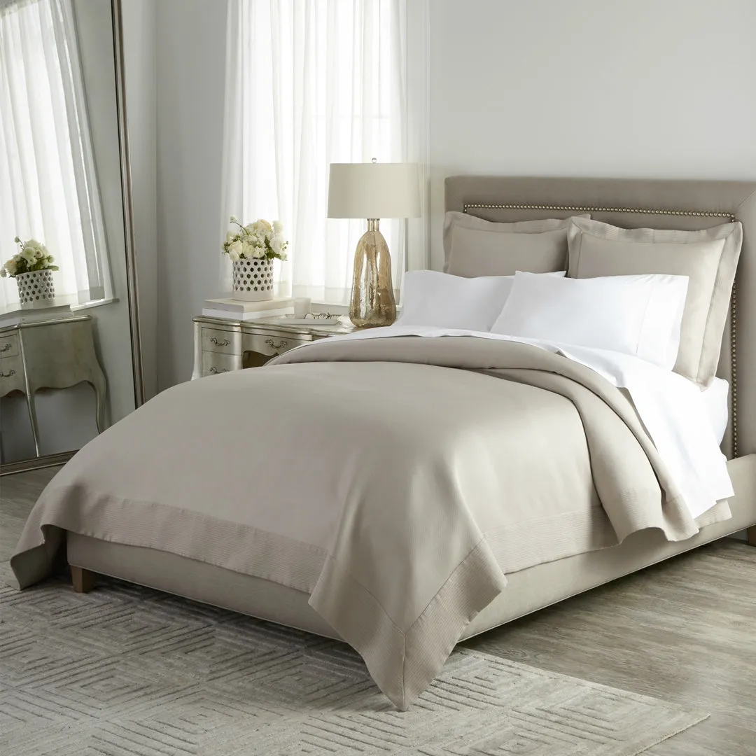 Angelina Egyptian Matelassé Coverlet