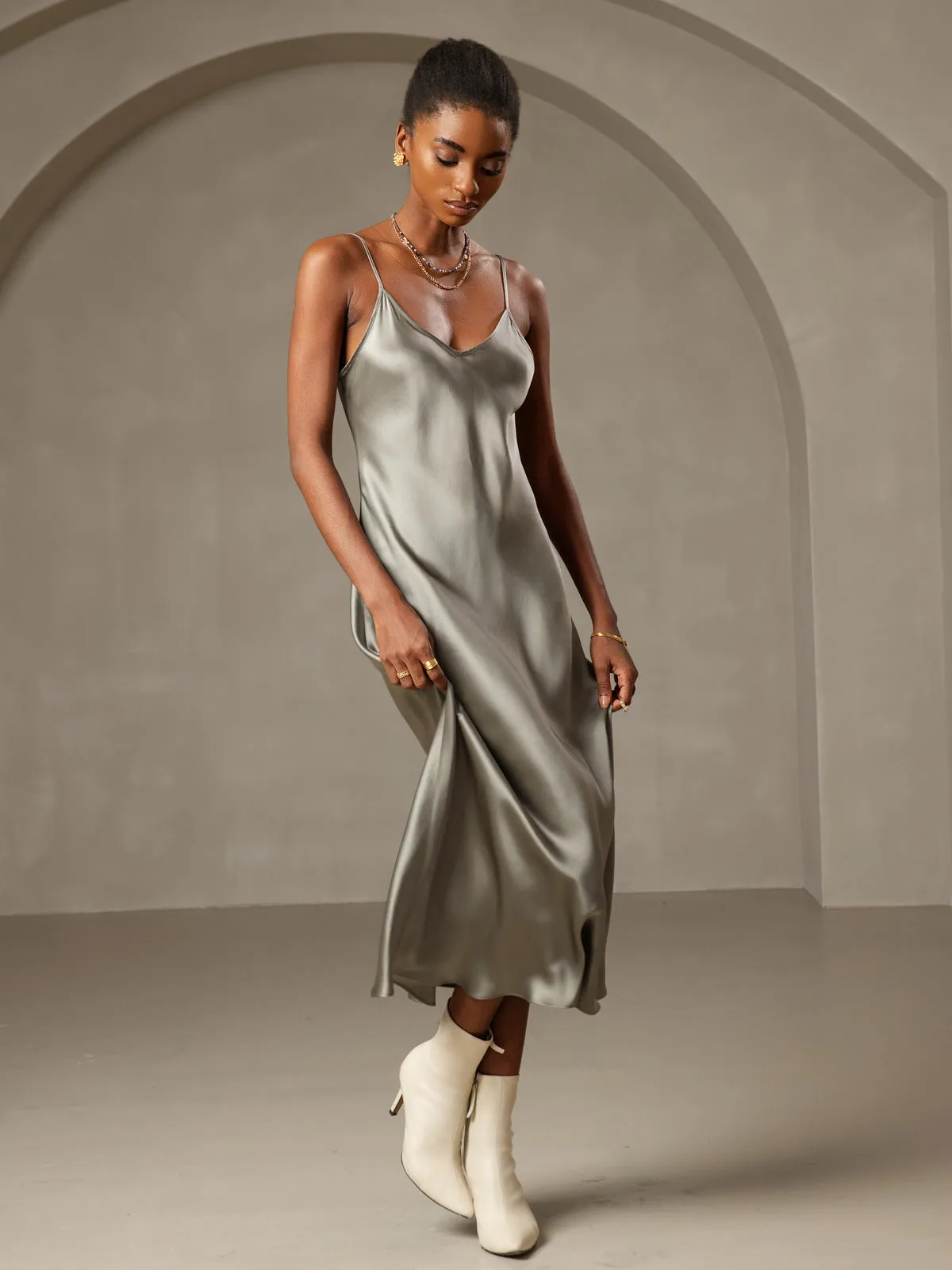 Anouk - Timeless Comfort Fit Woman's Long Nightgown Dress