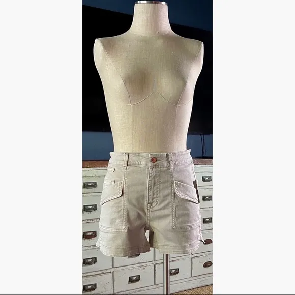 Anthropologie Pilcro Ultra High Rise Denim Shorts Stone NWT New 32