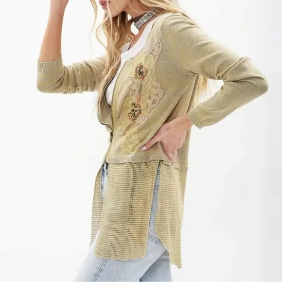 Aratta Les Revoires Cardigan, Floral Embellished Zipper Crochet Jacket