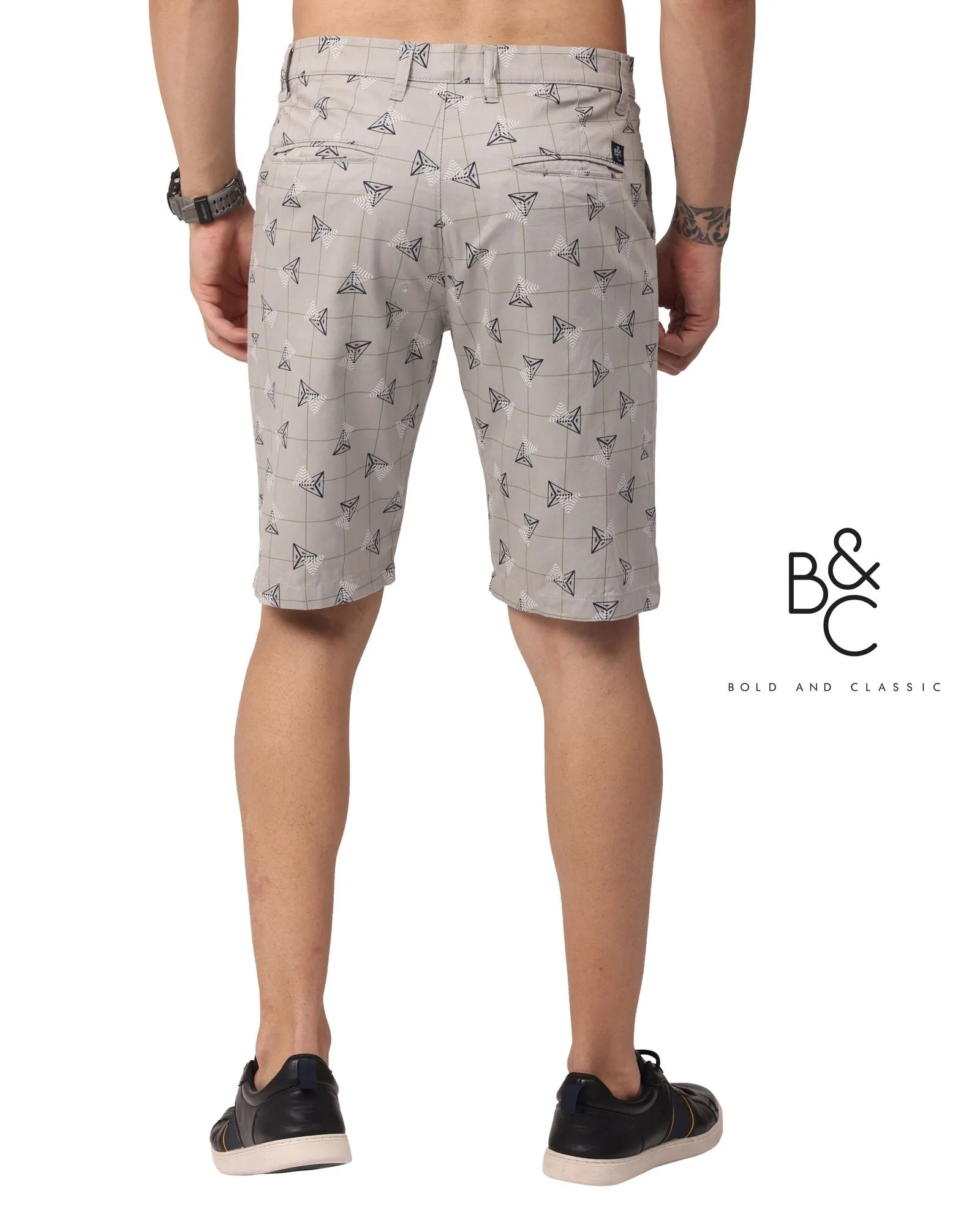 BOLD AND CLASSIC  SHORTS MENS