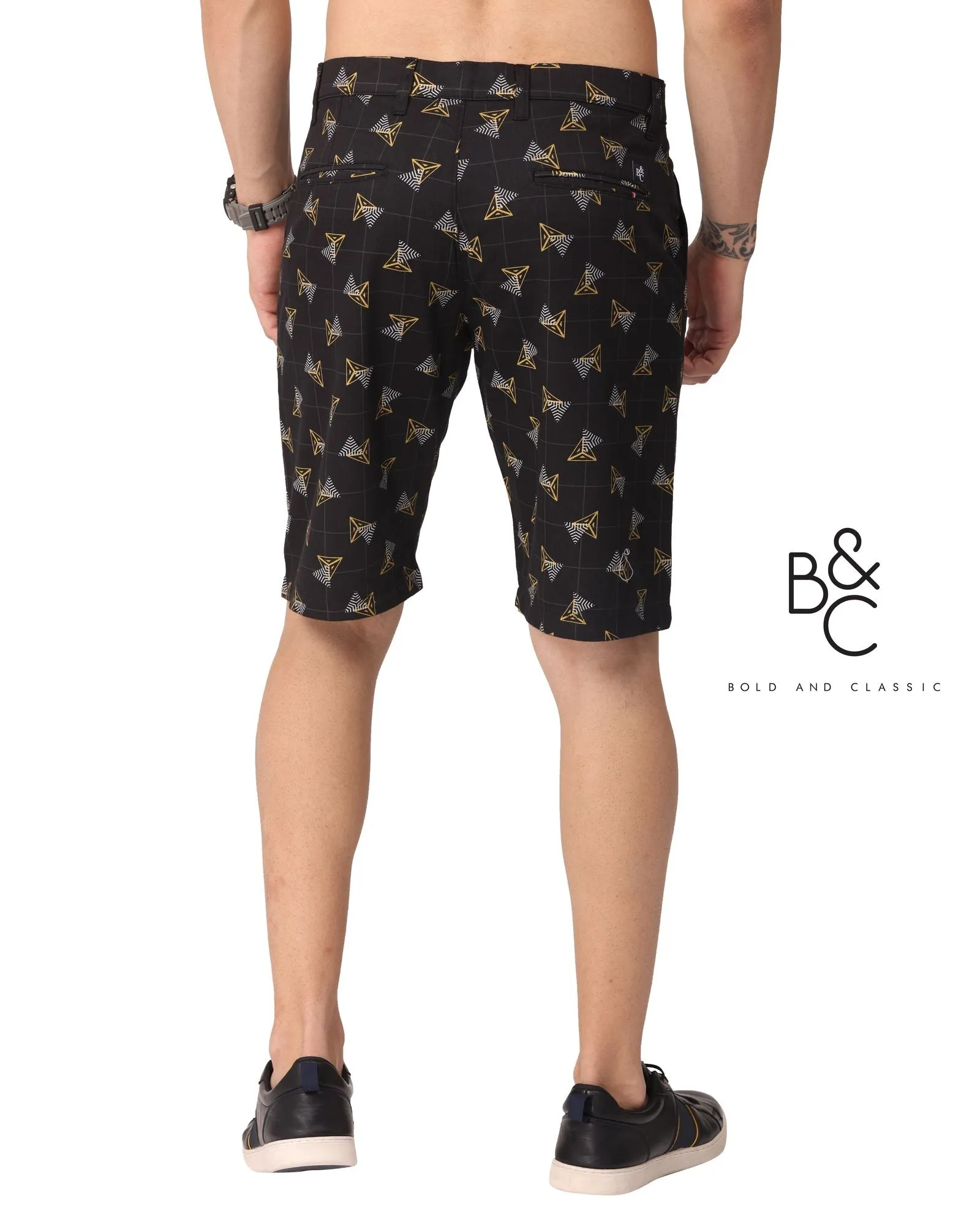 BOLD AND CLASSIC  SHORTS MENS