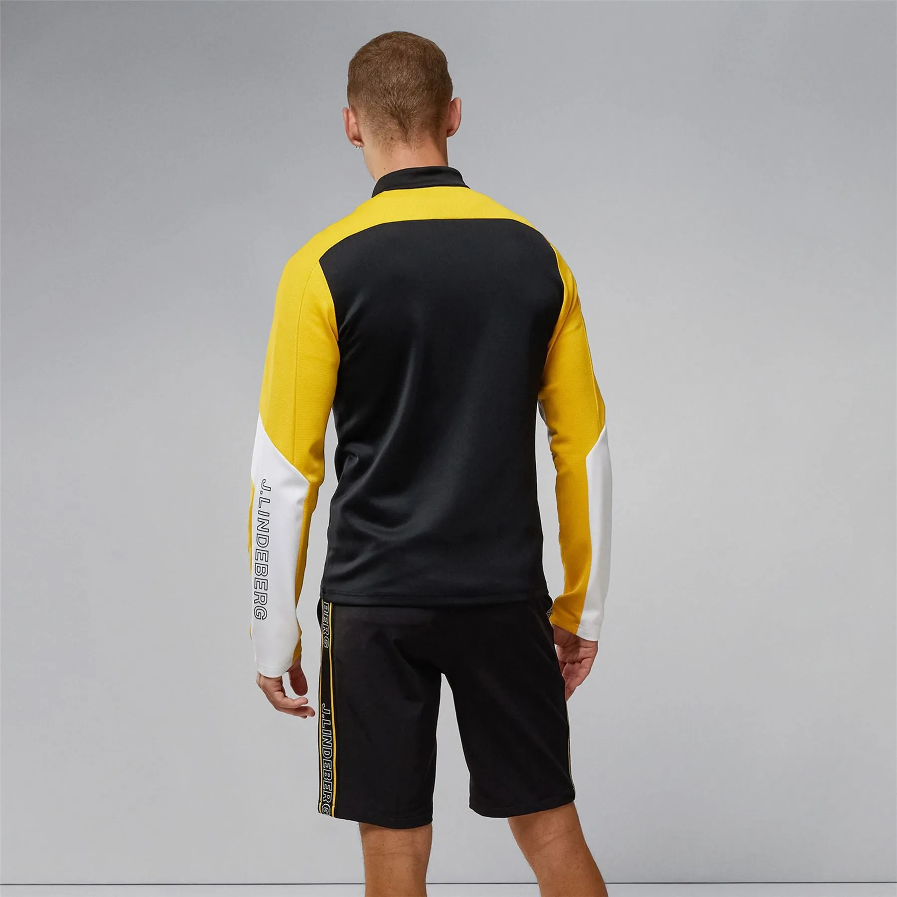 Castor Mid Layer Black