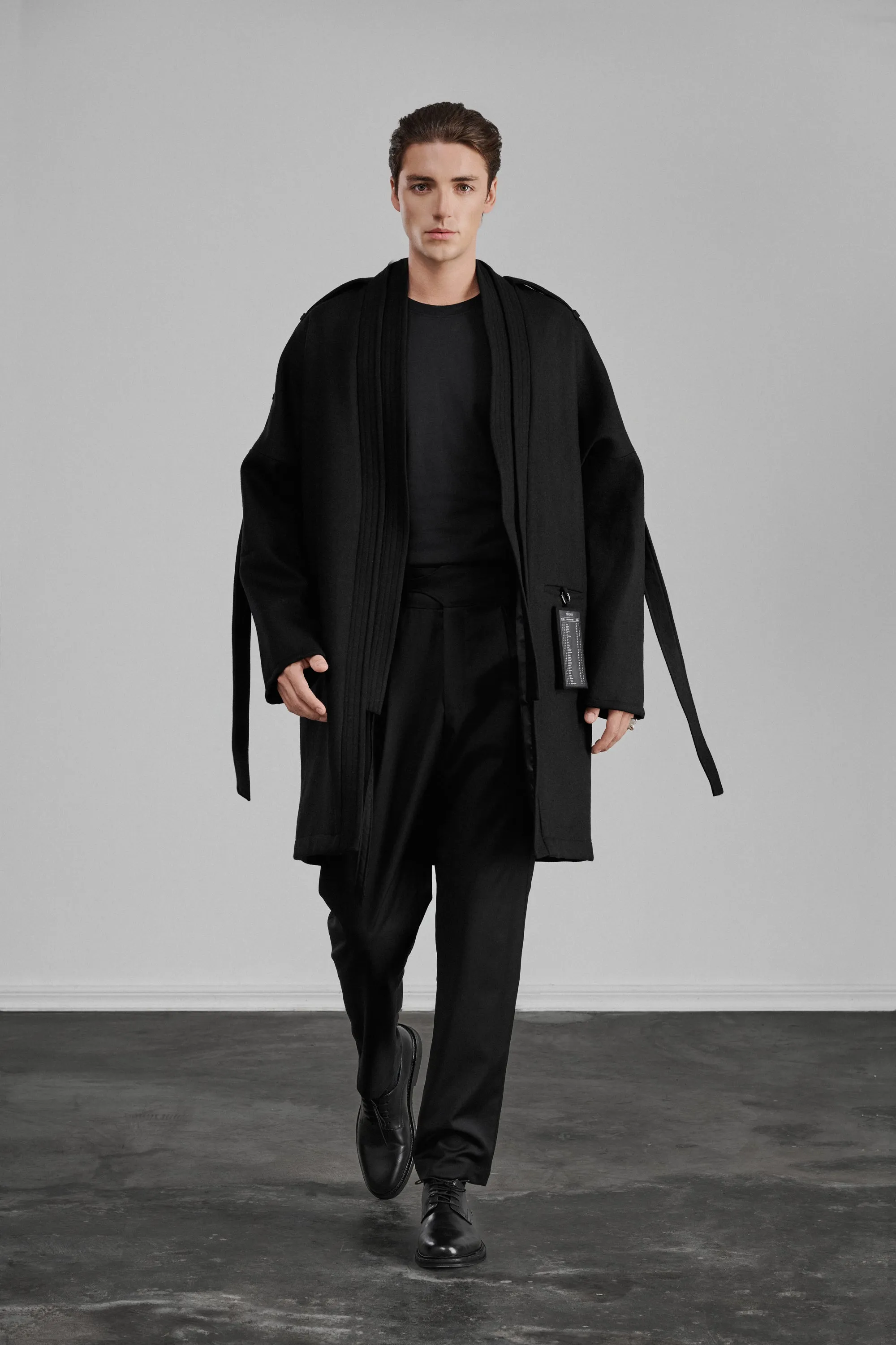 Coat 01 - CM001