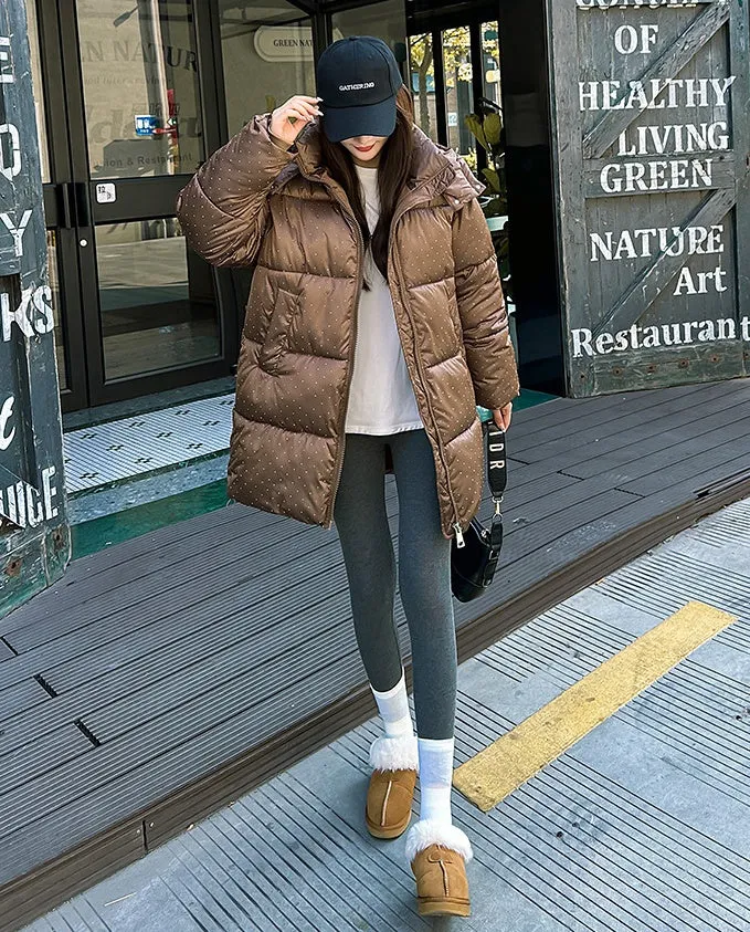 Easy-to-Clean and Relaxed-Fit Puffer Jacket for Women