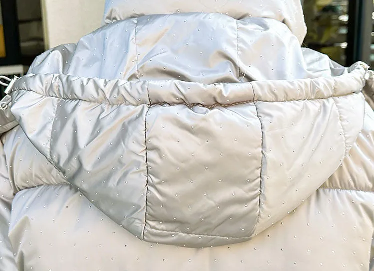 Easy-to-Clean and Relaxed-Fit Puffer Jacket for Women