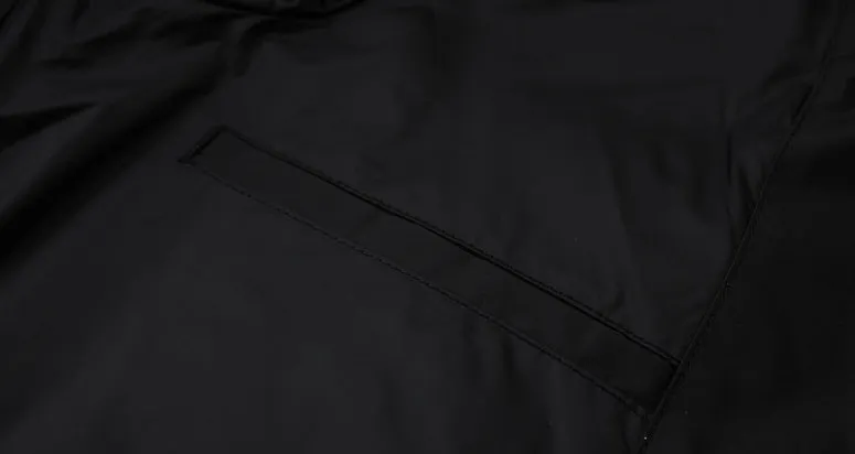 Easy-to-Clean Solid Color Puffer Jacket Featuring Label Detailing