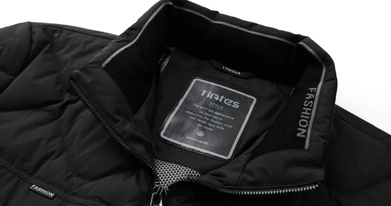 Easy-to-Clean Solid Color Puffer Jacket Featuring Label Detailing