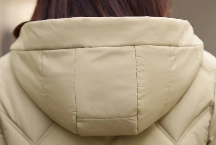 Easy-to-Clean Zip Up Puffer Jacket with Quilted and Windproof Features