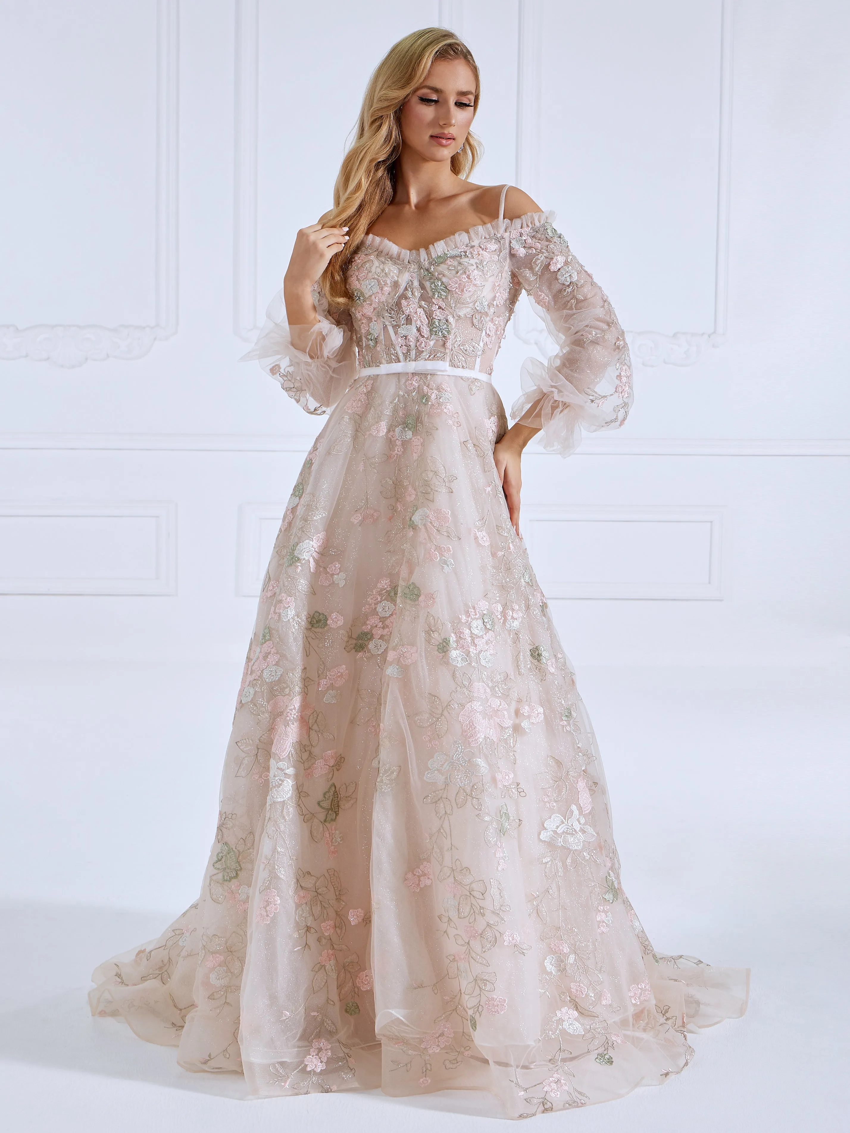 Embroidery Lace Bodice Long Sleeves Prom Dress #js090