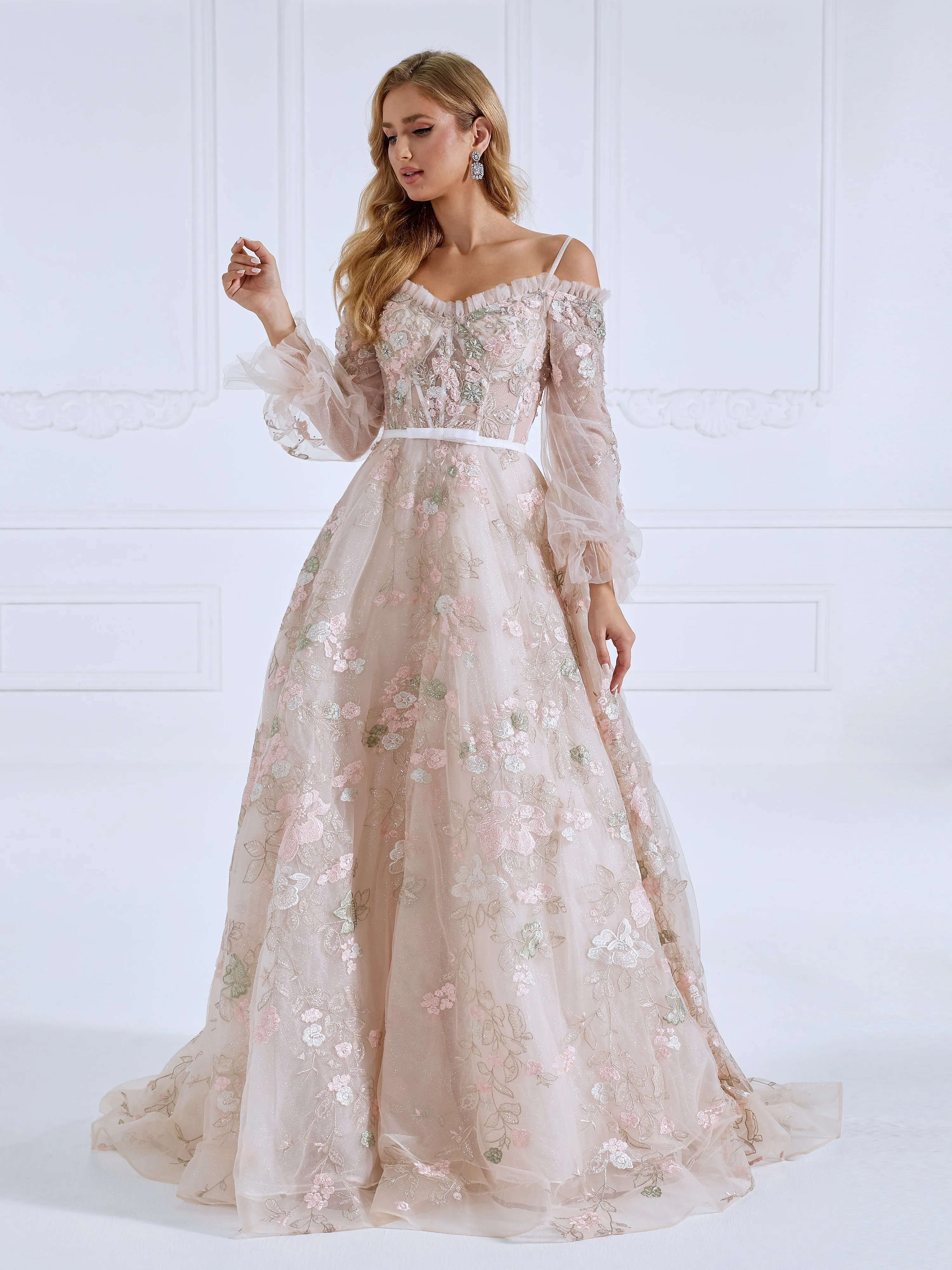 Embroidery Lace Bodice Long Sleeves Prom Dress #js090