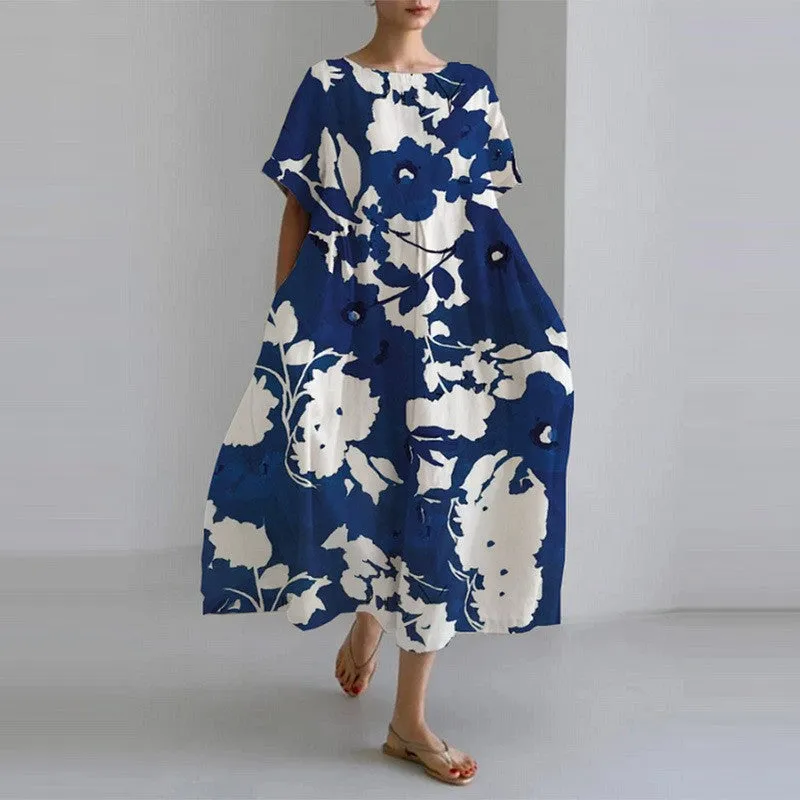 Emerenciana® | Loose Dress With A Round Neckline