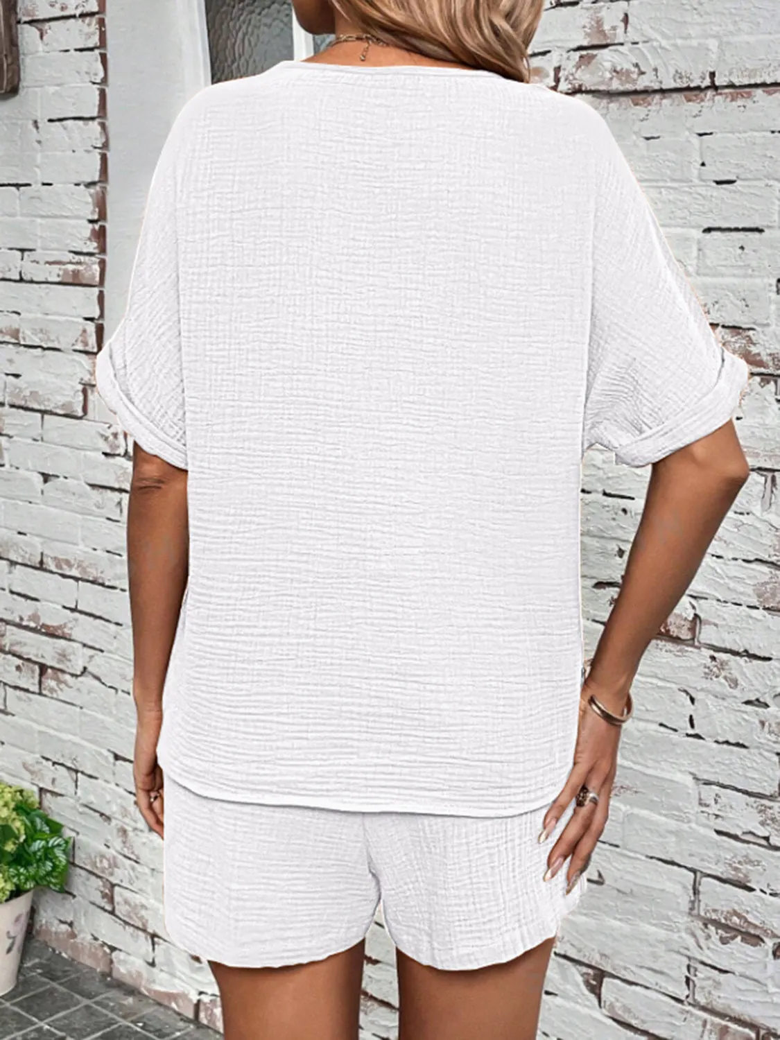 Everest Notched Half Sleeve Top and Shorts Set