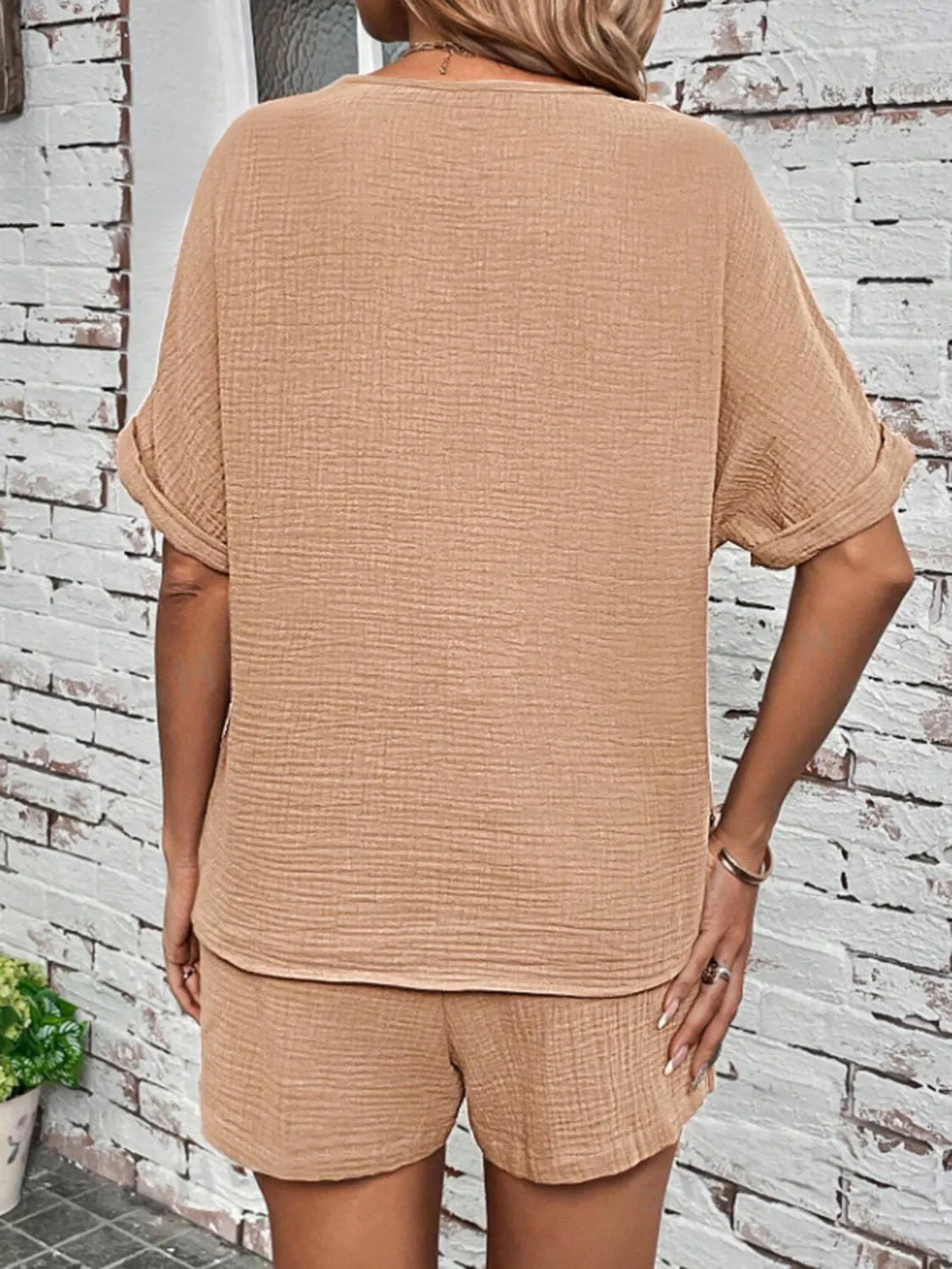 Everest Notched Half Sleeve Top and Shorts Set