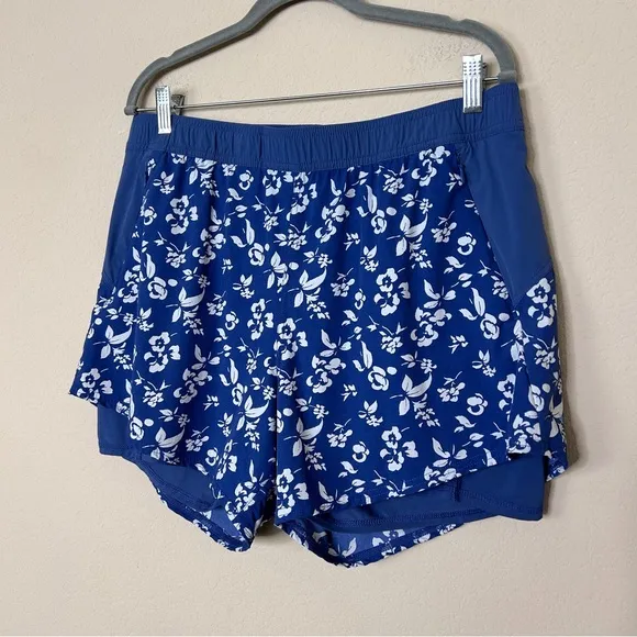 Fair Harbor Women’s Navy Floral Corliss Short Size XL