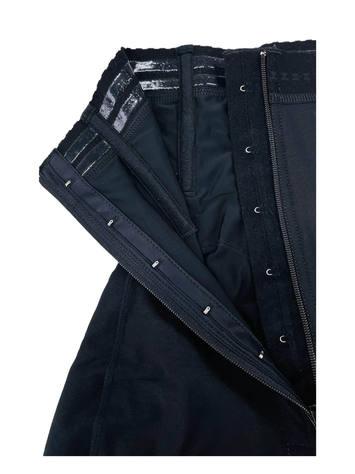 FB714 STRAPLESS SHORT FAJA PERINEAL ZIPPER