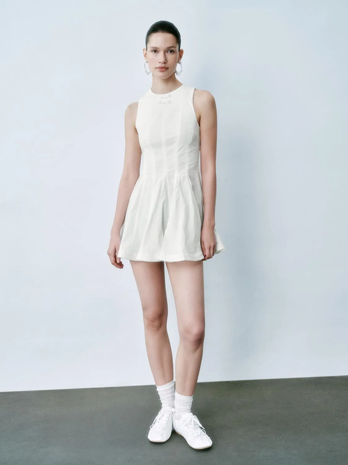 Flared Pleated Sleeveless Dresses