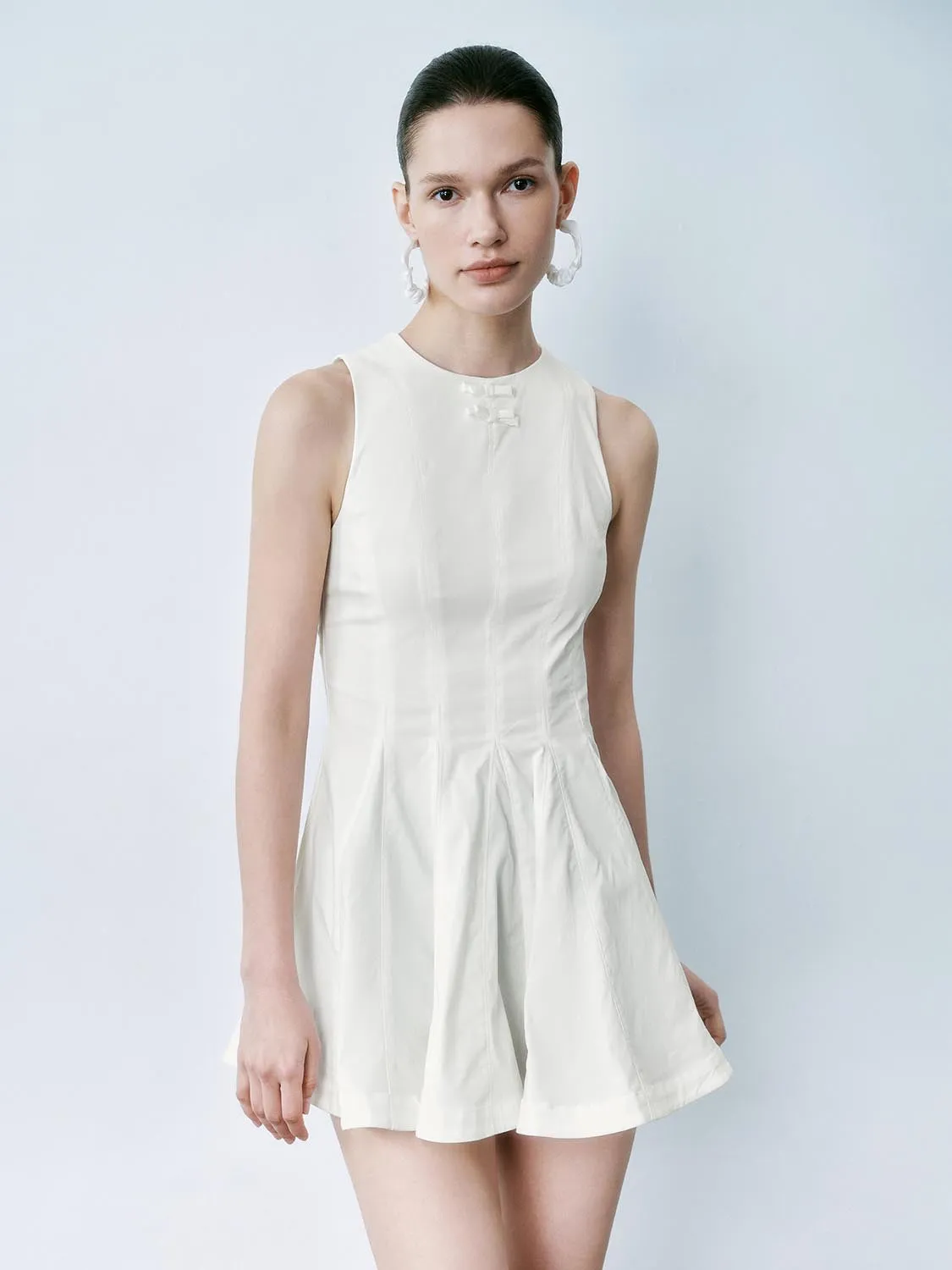 Flared Pleated Sleeveless Dresses