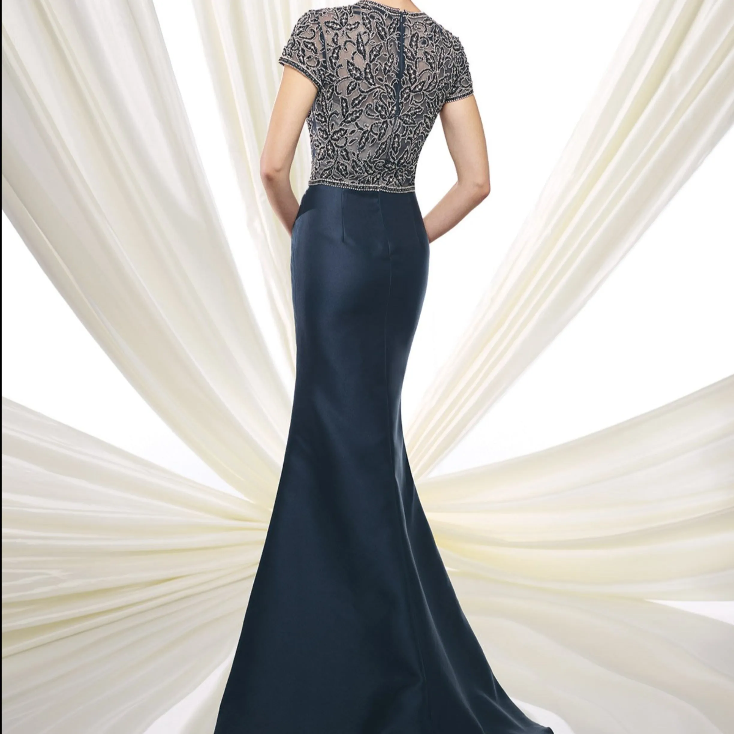 IVONNE D BY MON CHERI Navy Short Sleeve Embellished Long Dress Size 18