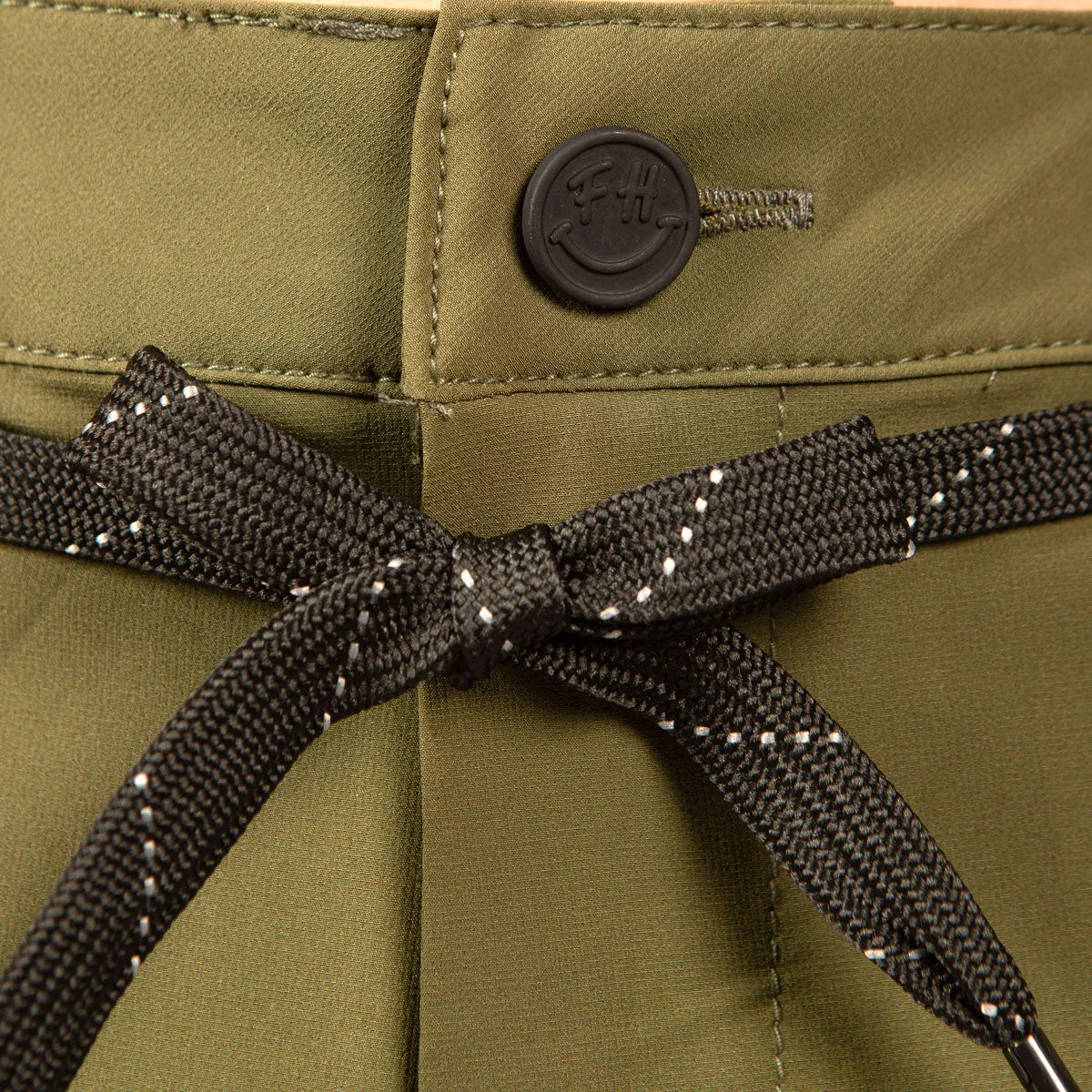 Kicker Short - Olive
