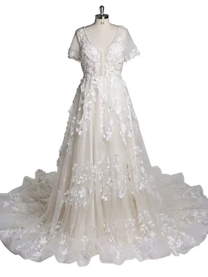 Light Champagne Ivory Lace Flower Bridal Gown V-Neck Luxury Wedding Dress Flower Lace Short Sleeve Wedding Guest Dress YEWEN
