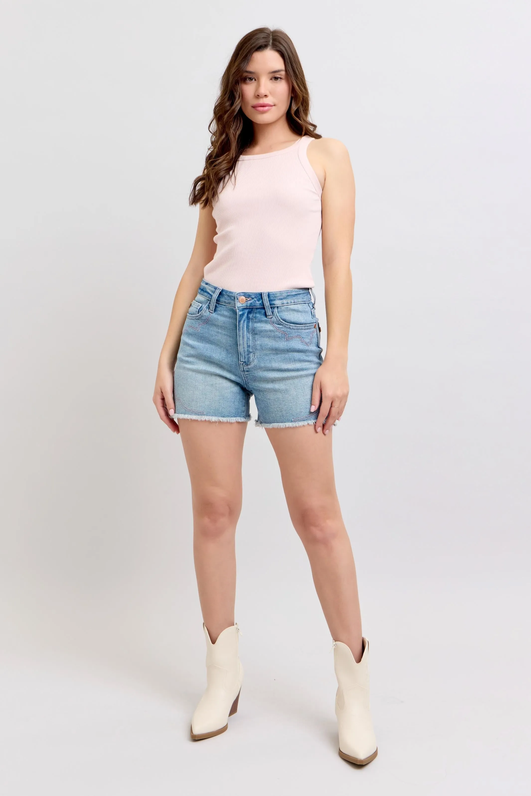 Light High Waist Western Embroidery Cut Off Judy Blue Shorts 2/26/25 9650