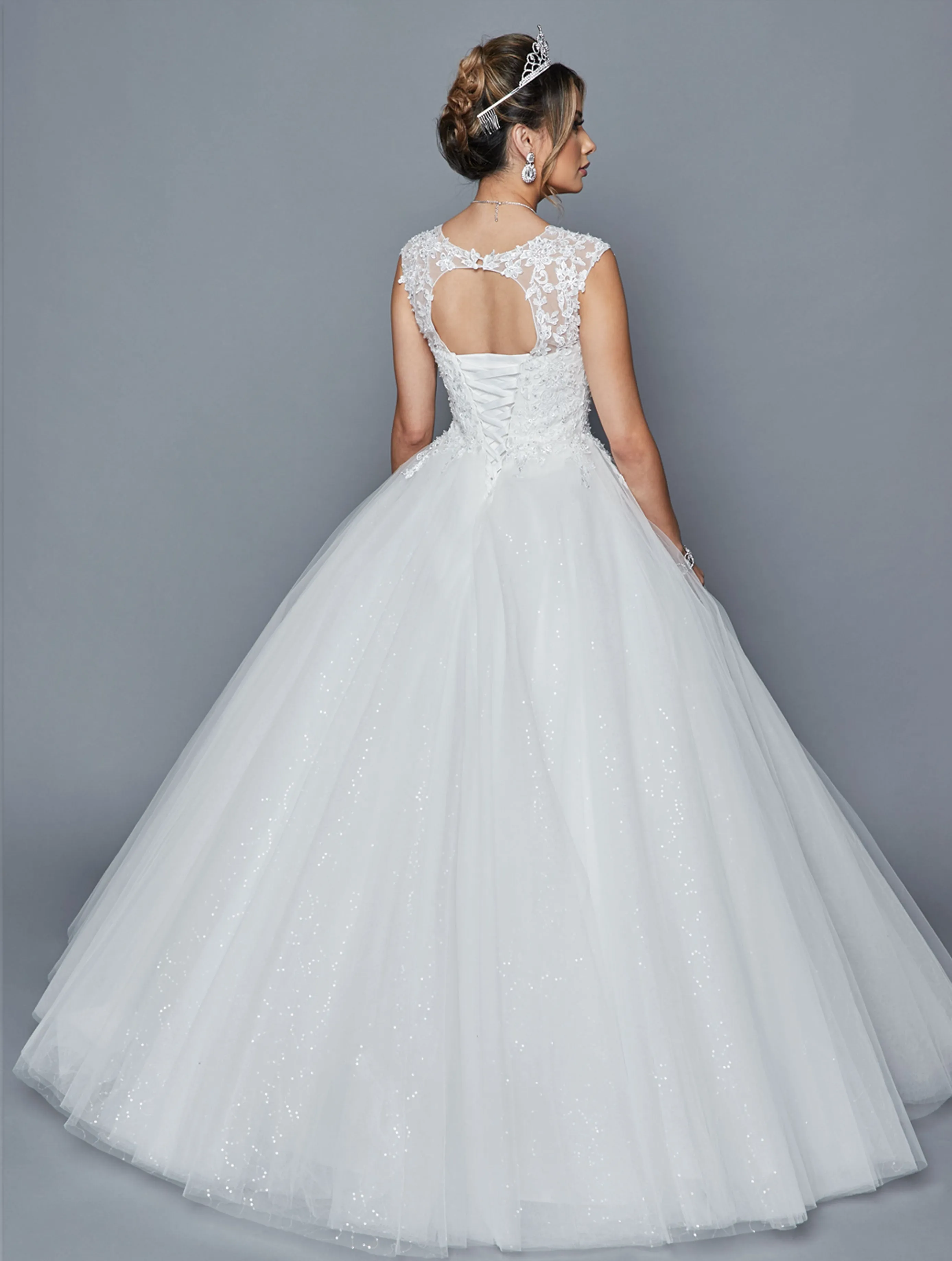 Lovely Wedding Dress Style 413