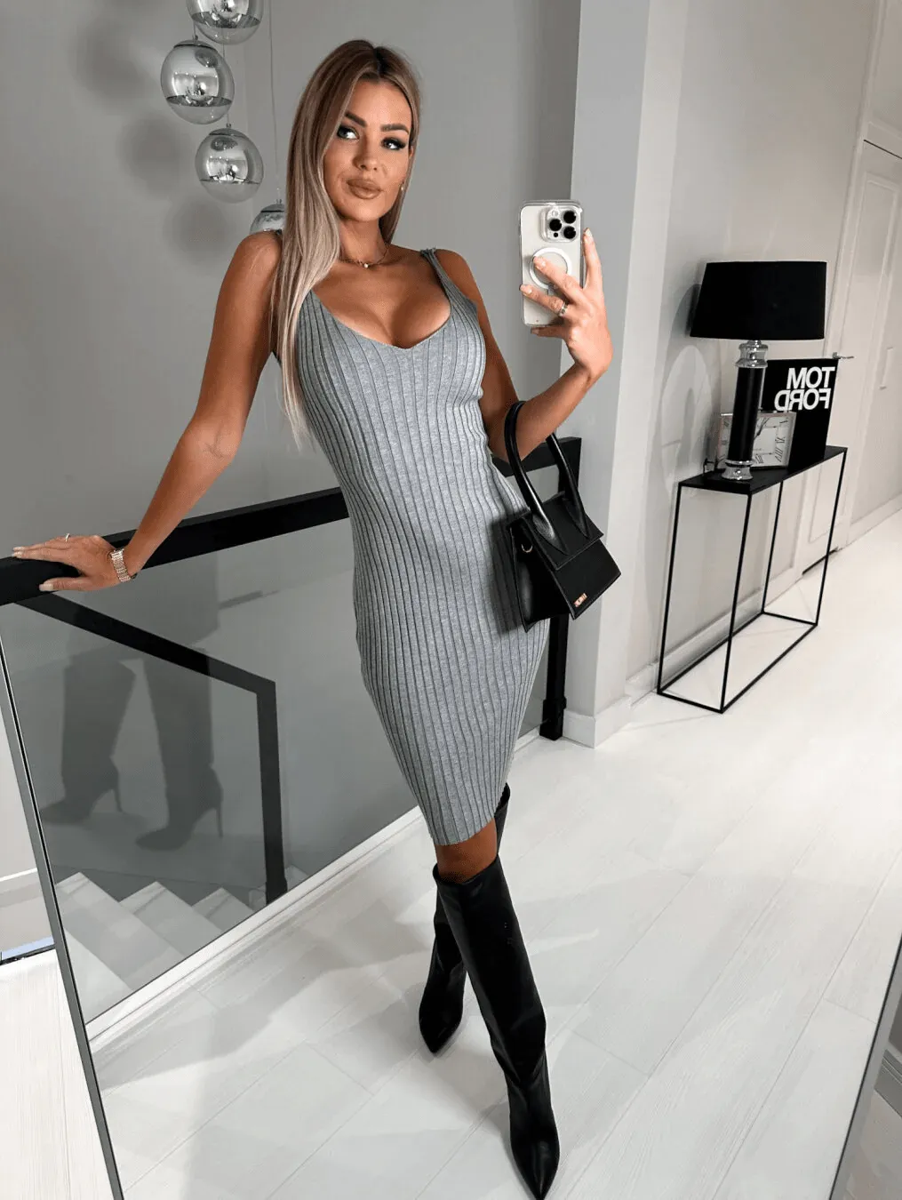 Mathilde - Graceful Boho Chic Woman's Sleeveless Dress