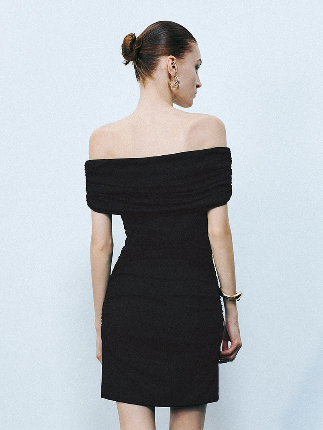 One Shoulder Skinny-Fit Dresses