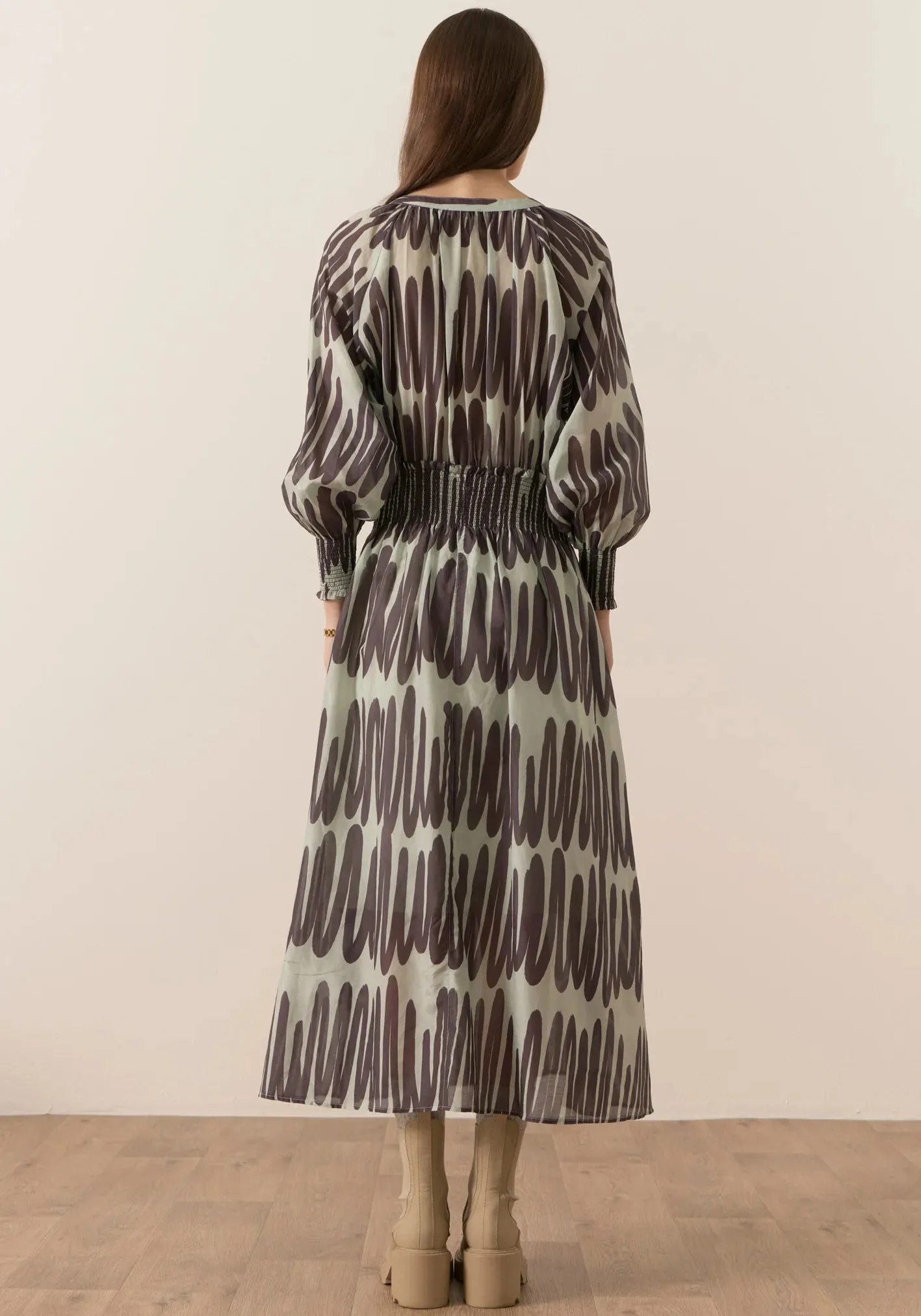 Pol Clothing - Quill Shirred Dress - Quill Print