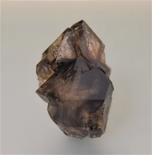 Quartz, Divino das Larenjeiras, Minas Gerais, Brazil, Mined ca. 1991,  Kalaskie Collection #784, Small Cabinet 3.5 x 5.5 x 8.0 cm, $200. Online 3/9