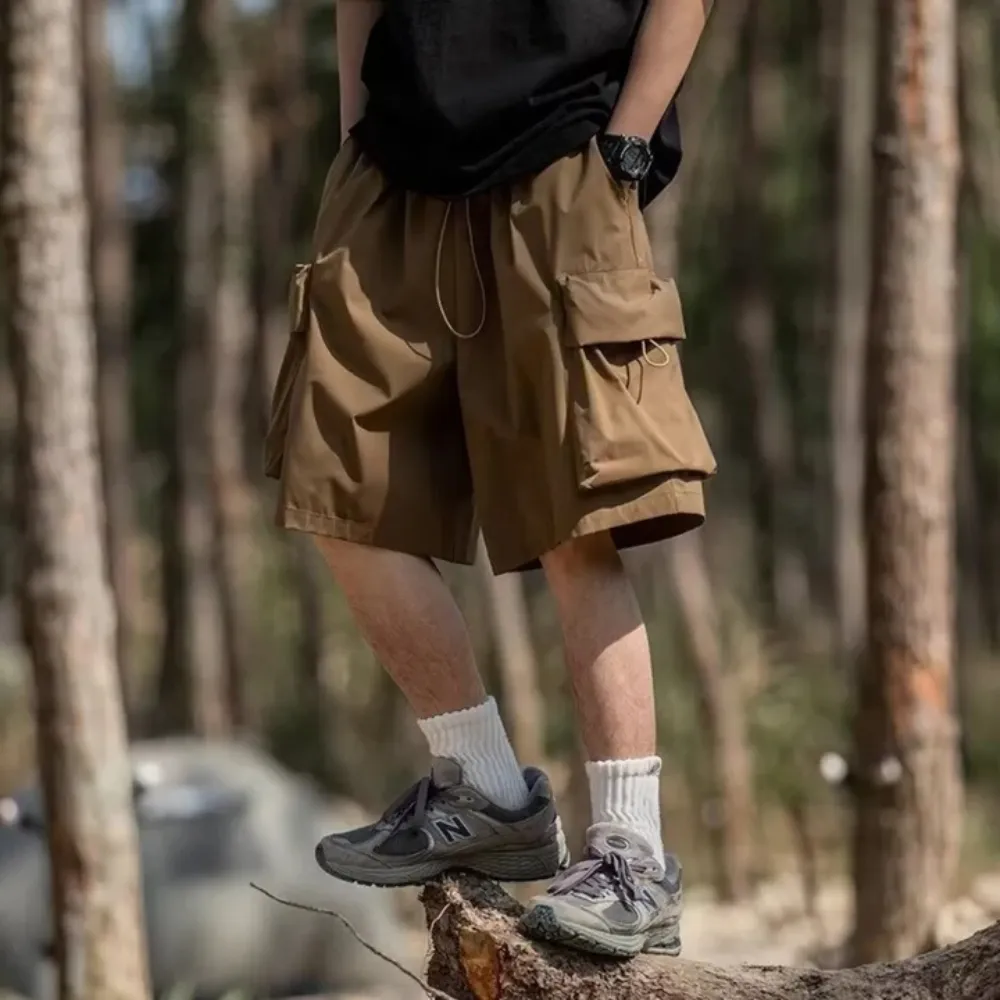 "Outdoor Solid Color Cargo" Shorts