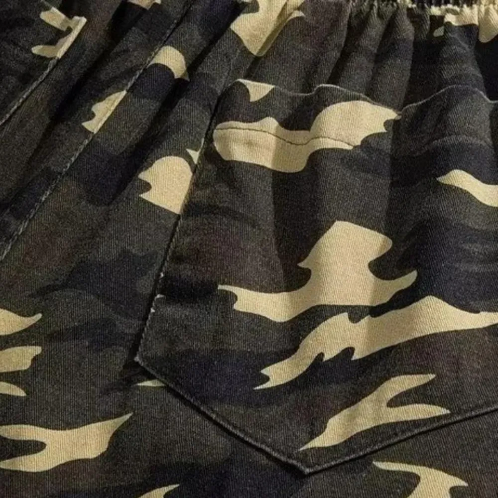 "Street Camouflage Alphabet" Shorts