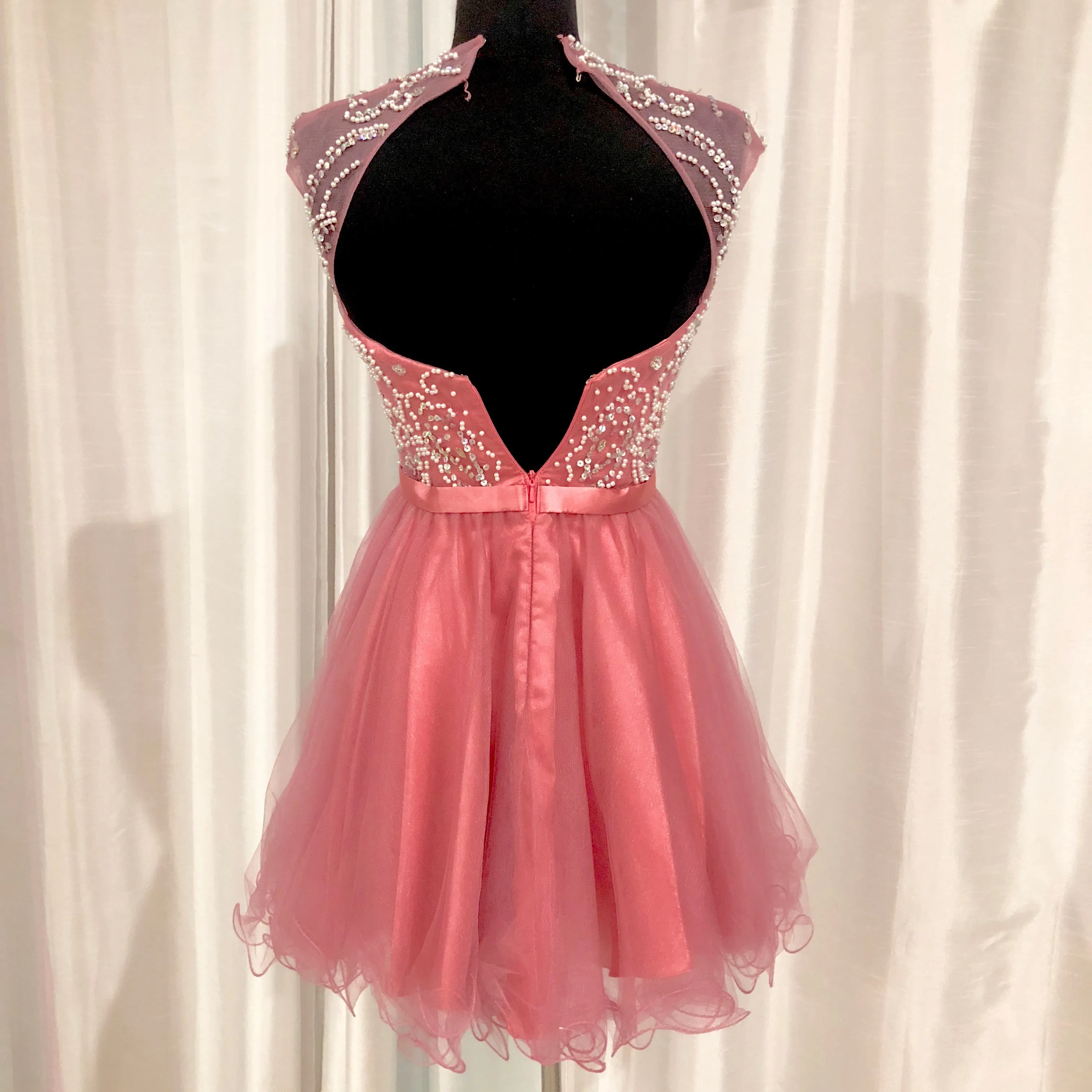 RACHEL ALLAN Short Dusty Rose Gown Size 0