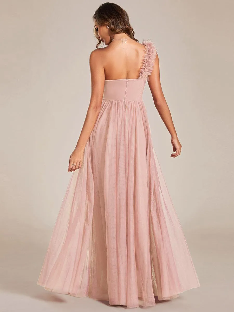 Robe demoiselle d'honneur à une épaule appliquée en tulle avec une fente haute
