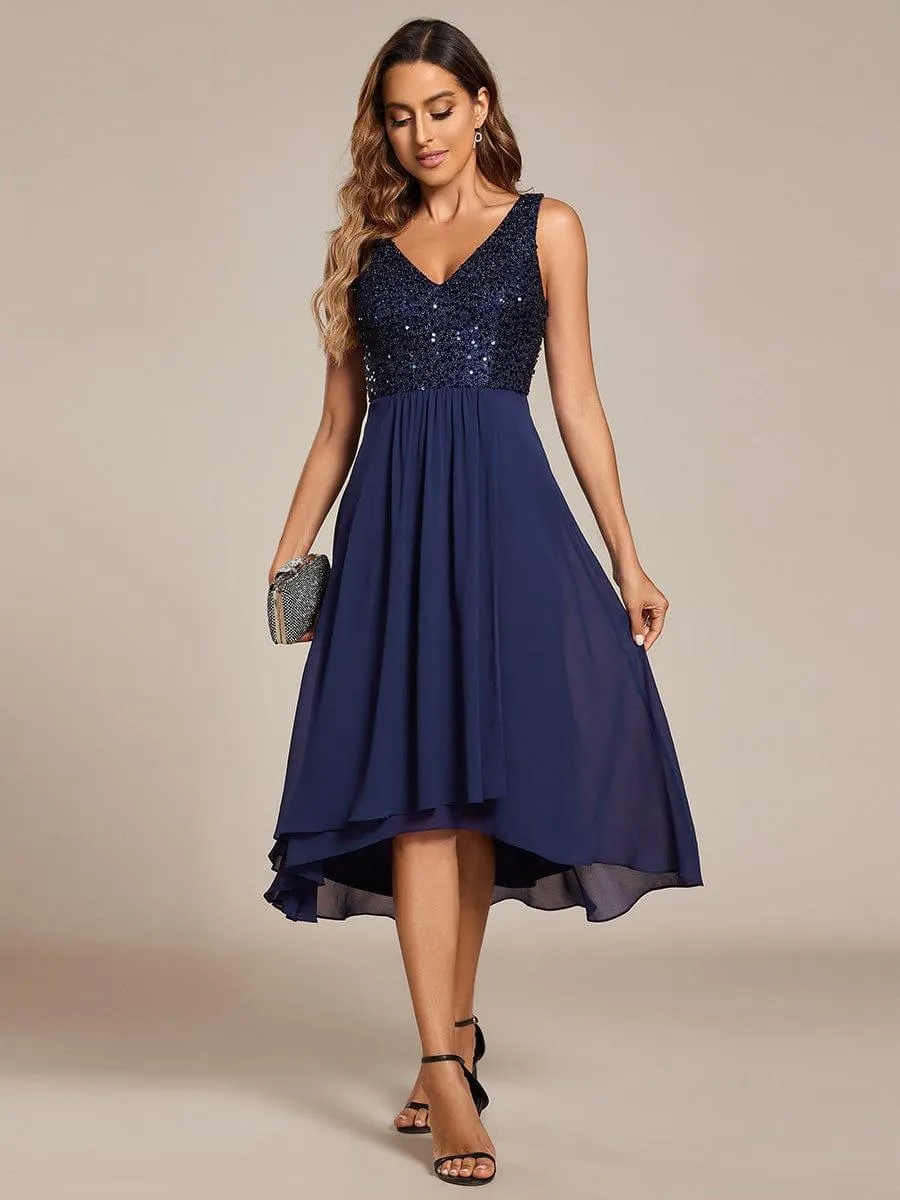 Robe d'invité de mariage élégante en mousseline de soie avec corsage à paillettes et col en V sans manches
