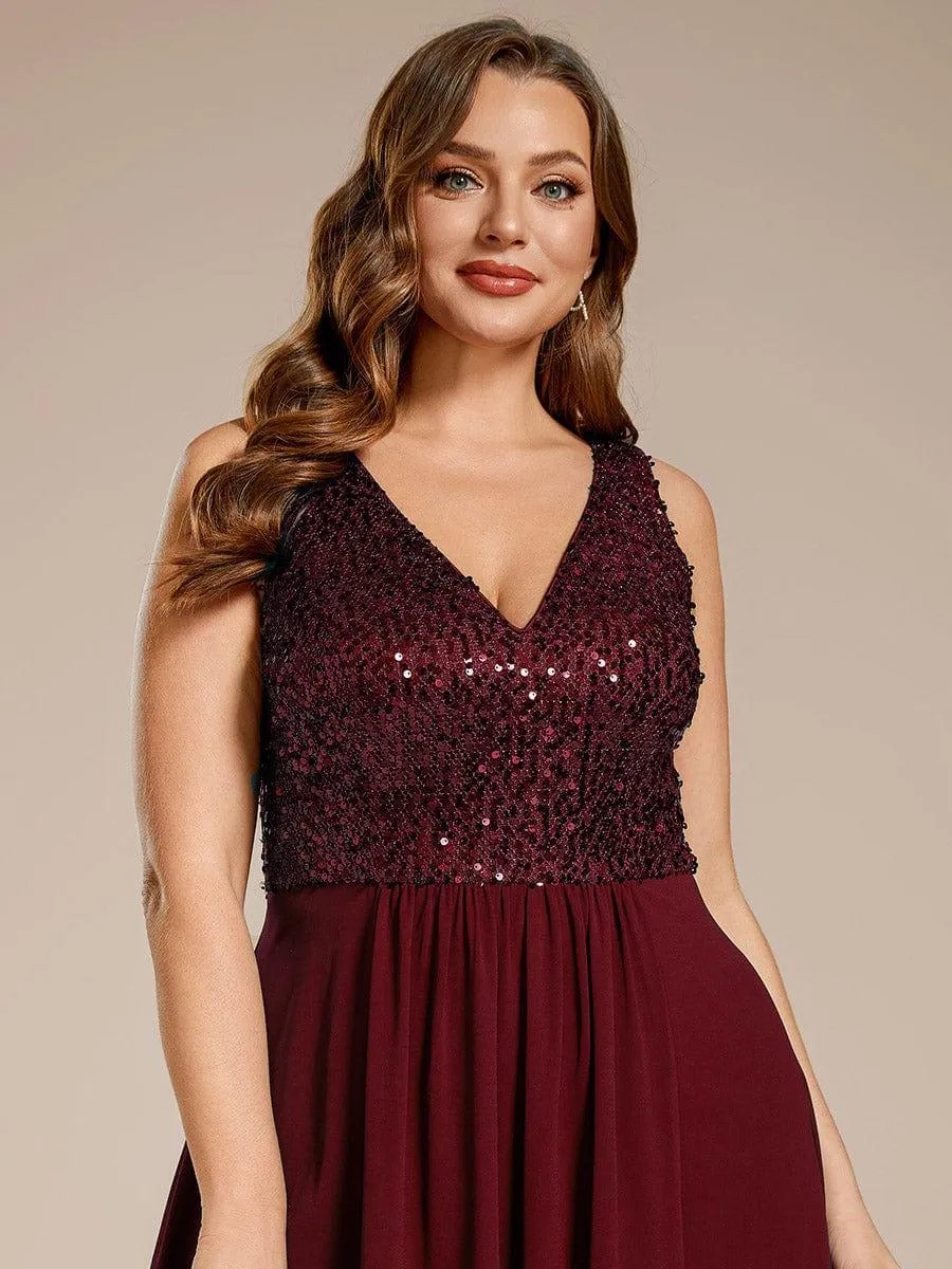 Robe d'invité de mariage élégante en mousseline de soie avec corsage à paillettes et col en V sans manches