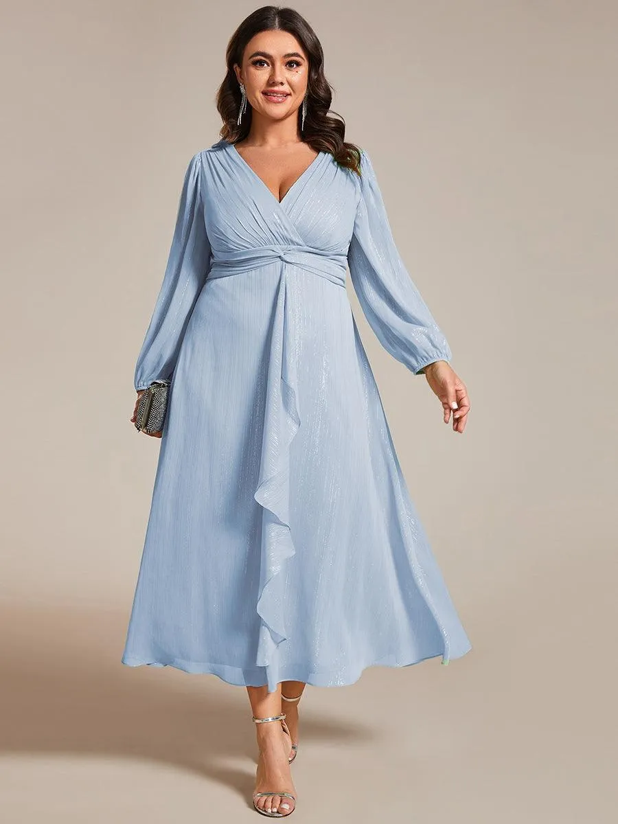 Robe d'invité trapèze en mousseline scintillante à manches longues et col en V