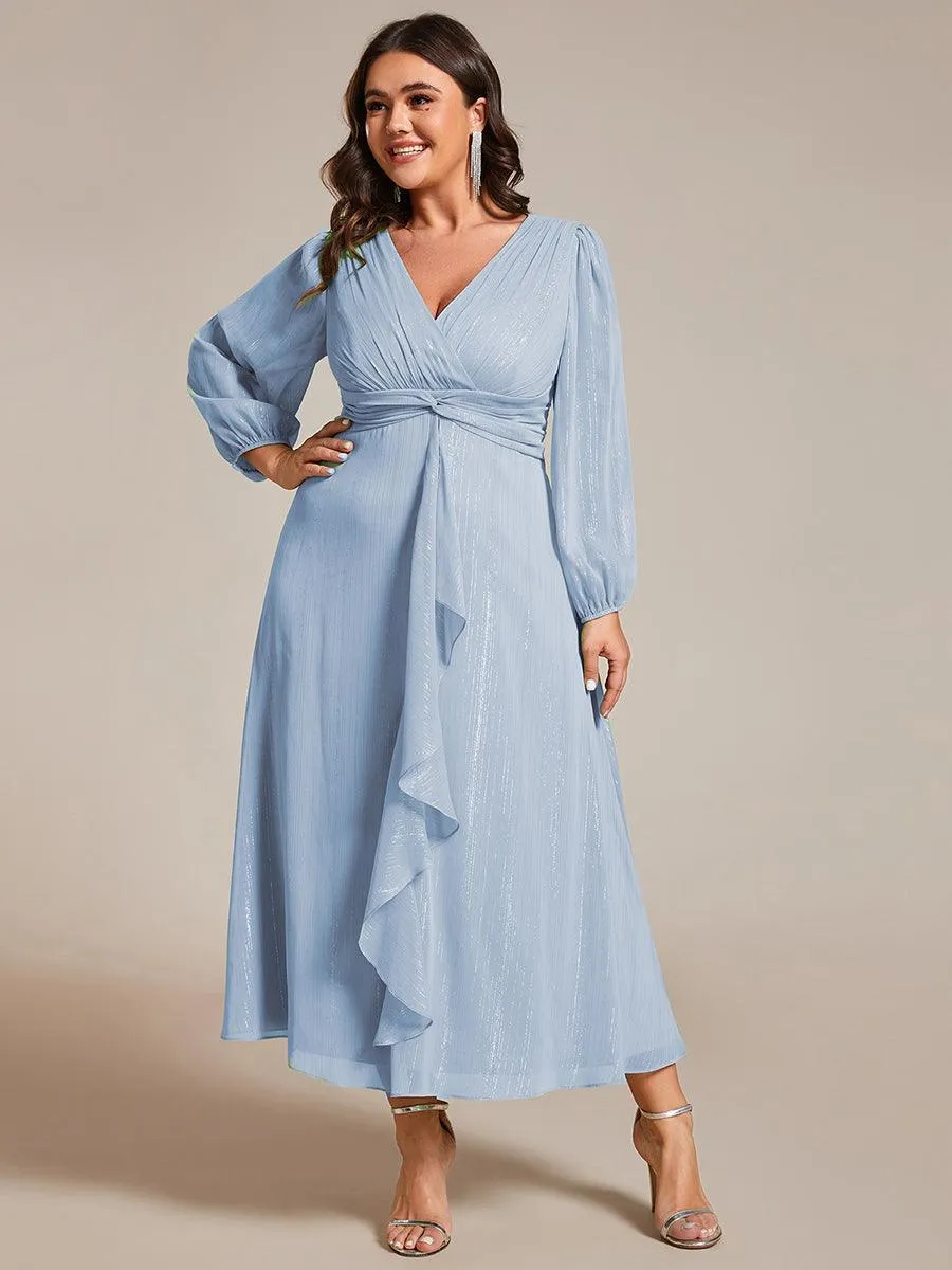 Robe d'invité trapèze en mousseline scintillante à manches longues et col en V