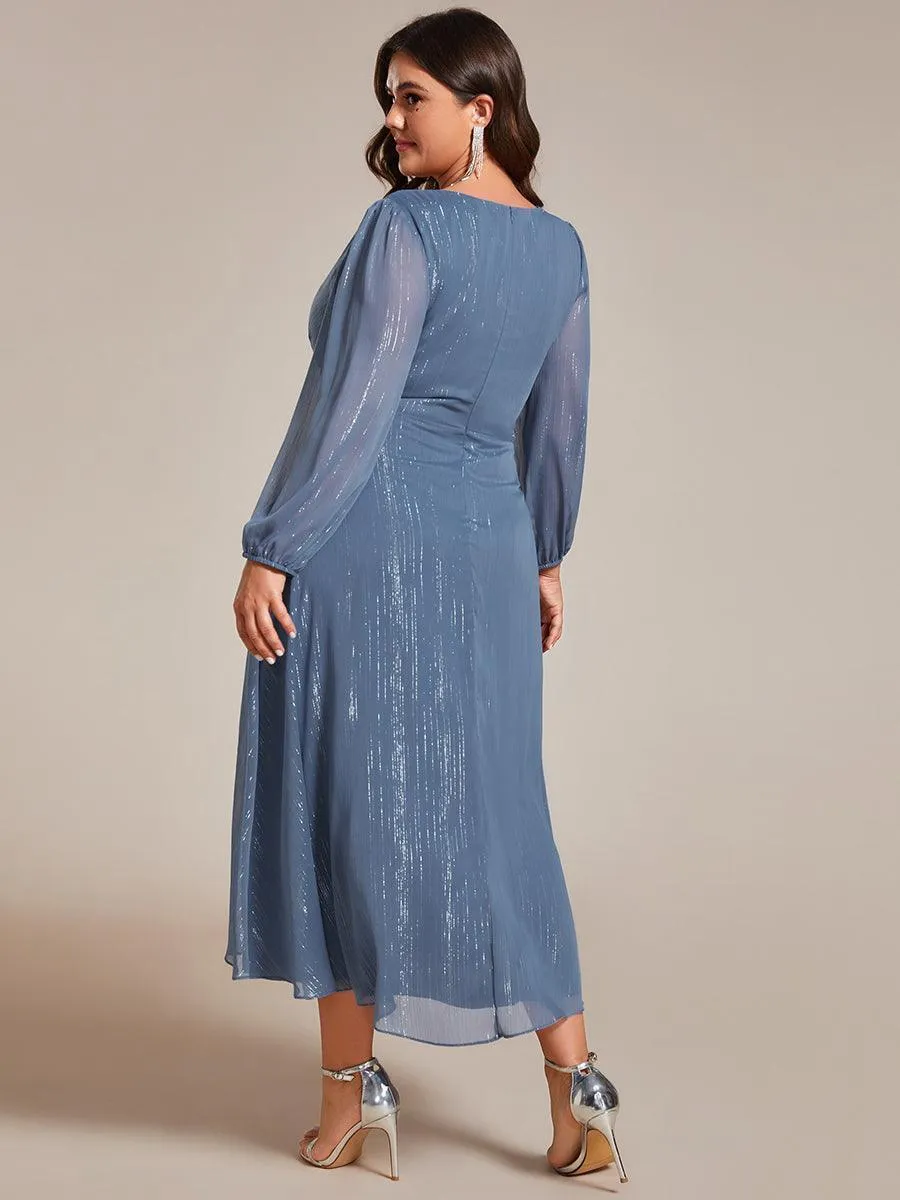 Robe d'invité trapèze en mousseline scintillante à manches longues et col en V