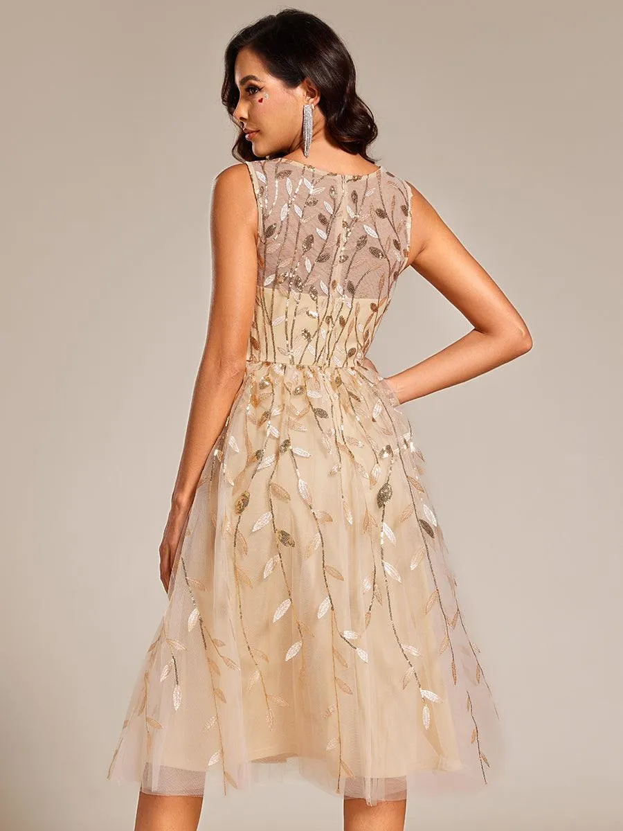 Robe d'invitée de mariage mi-longue à paillettes et col rond sans manches