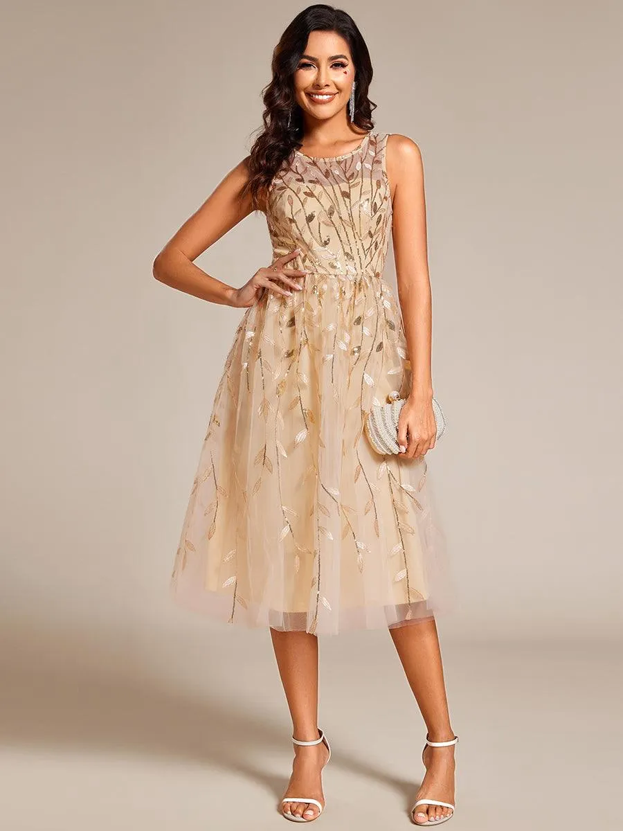 Robe d'invitée de mariage mi-longue à paillettes et col rond sans manches
