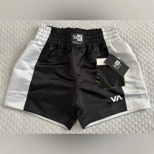 RVCA Everlast Boxing Shorts 14.5” in Black / White Size Small T2023RES *sample