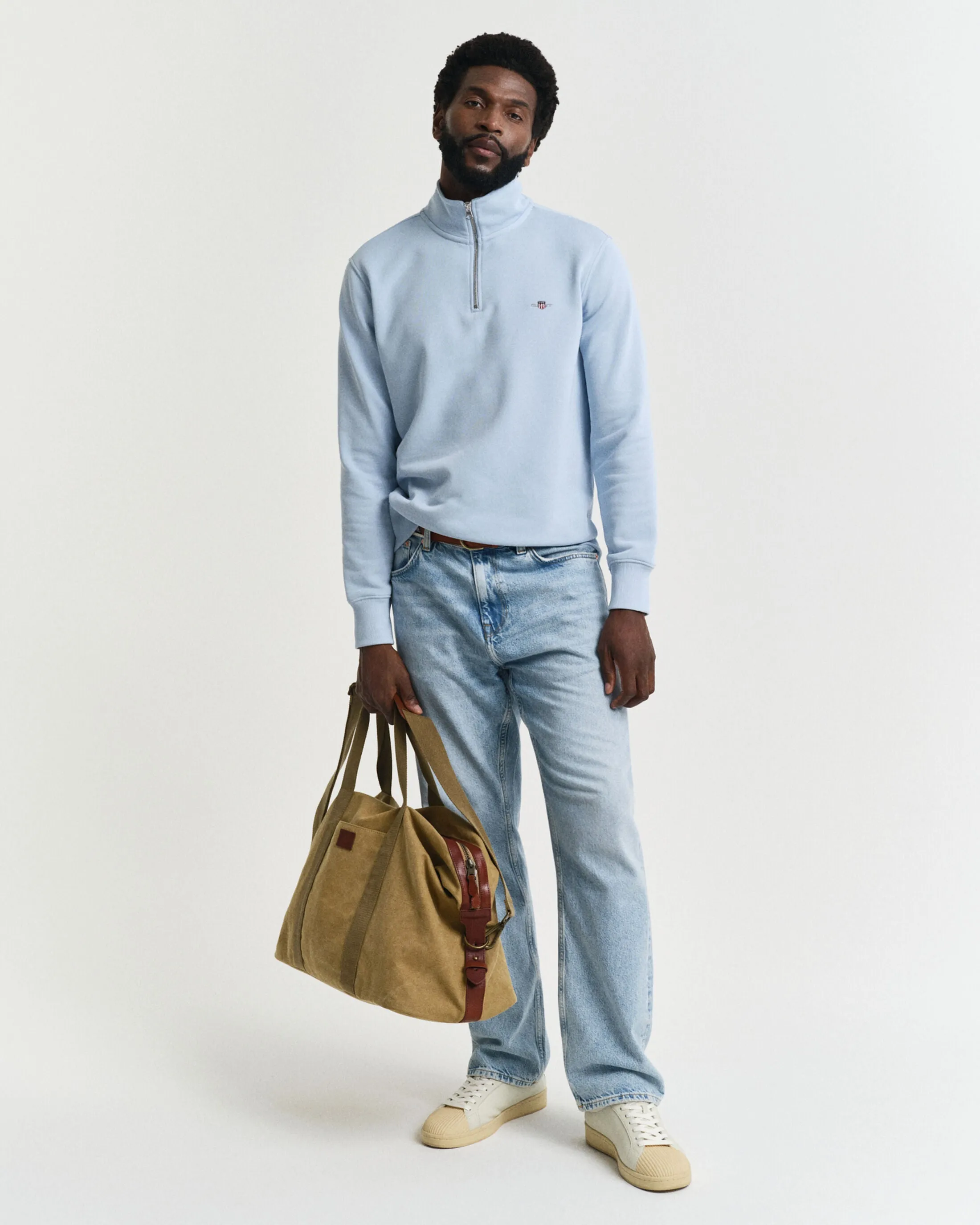 Shield Half-Zip Sweatshirt in Blue