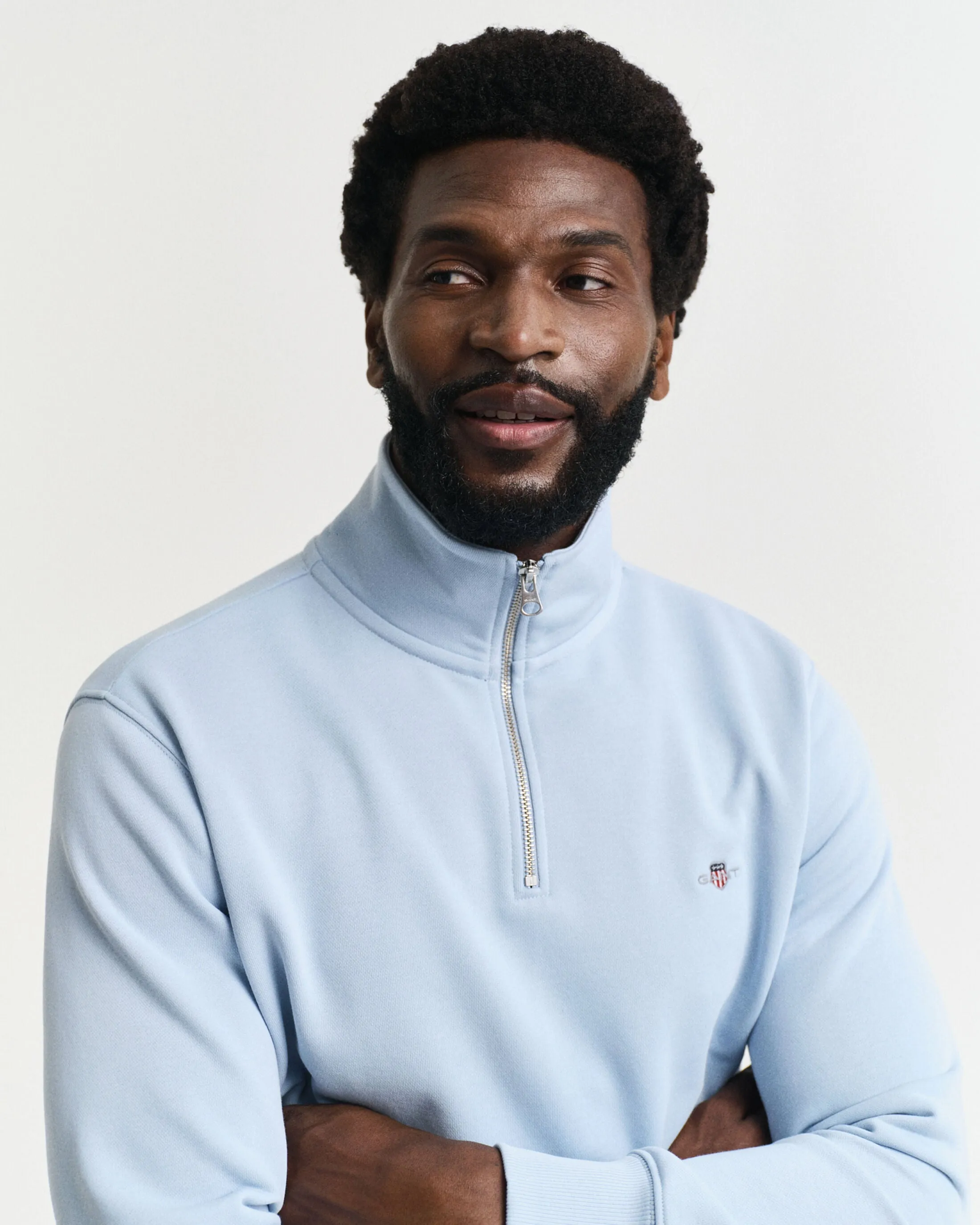 Shield Half-Zip Sweatshirt in Blue