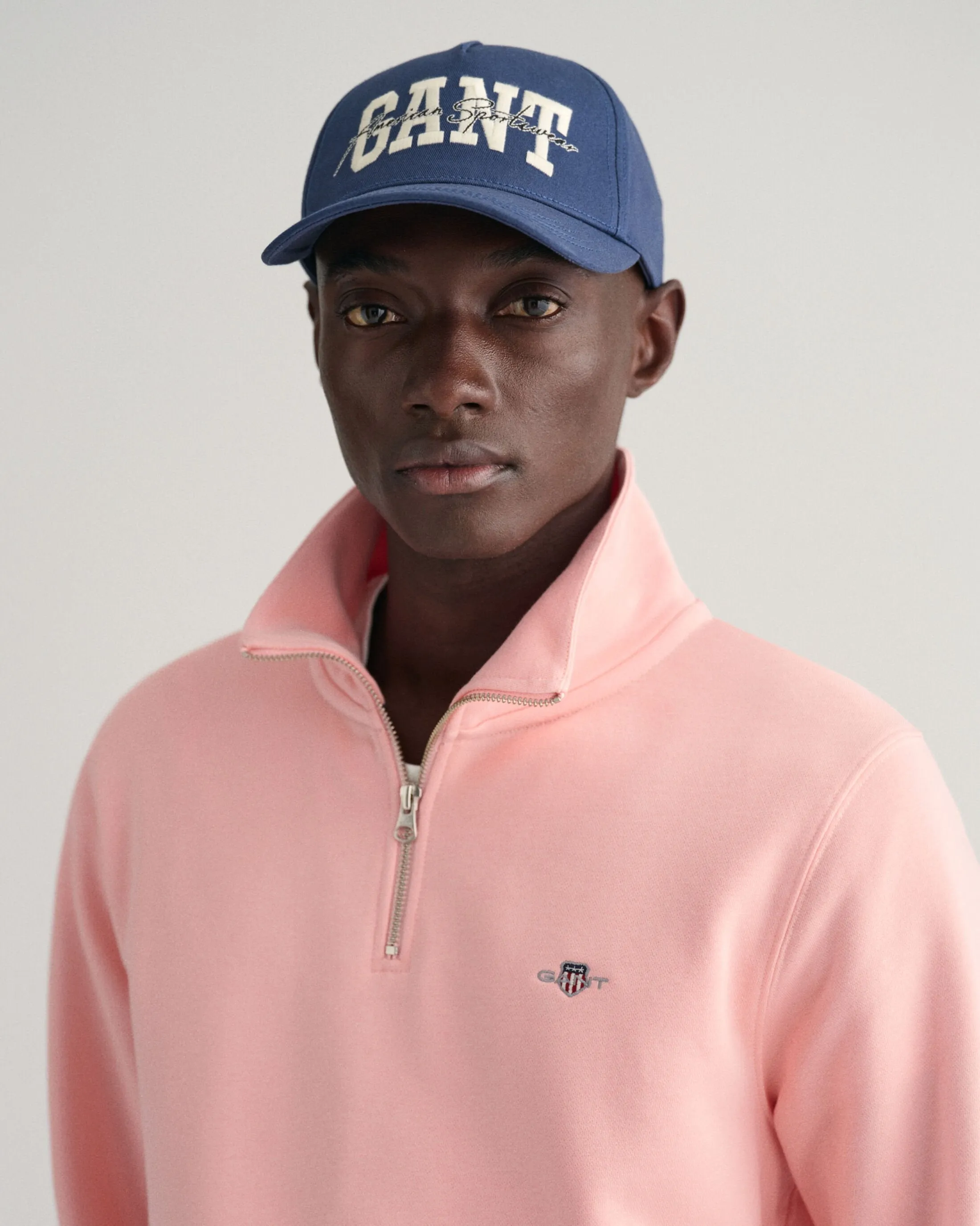 Shield Half-Zip Sweatshirt in Pink