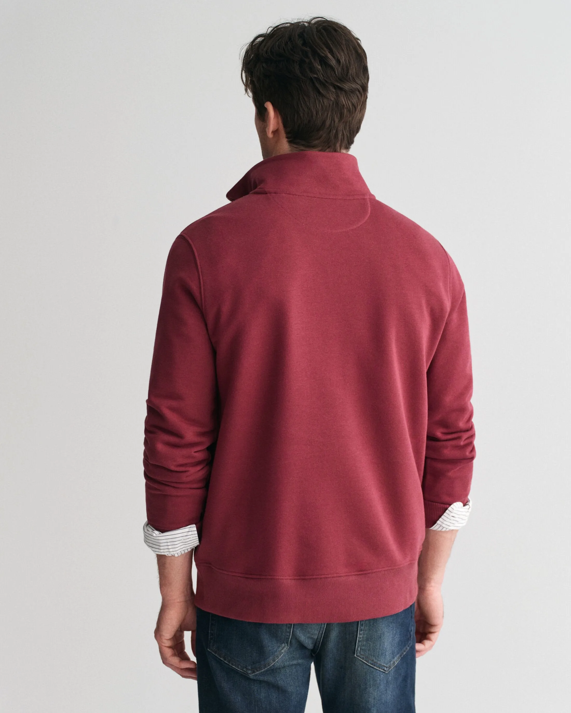 Shield Half-Zip Sweatshirt in Wine