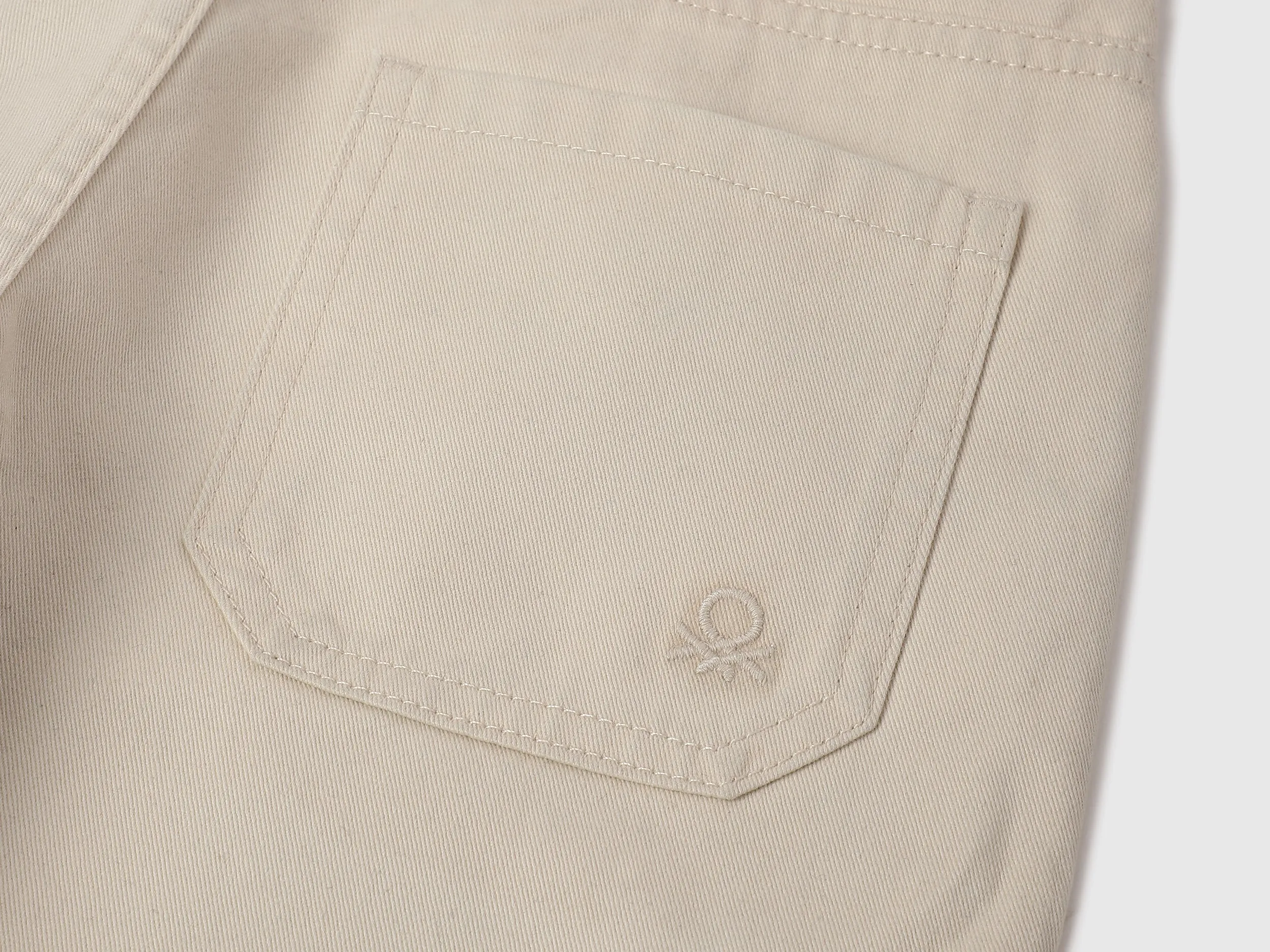 Solid Regular Fit Carpenter Shorts